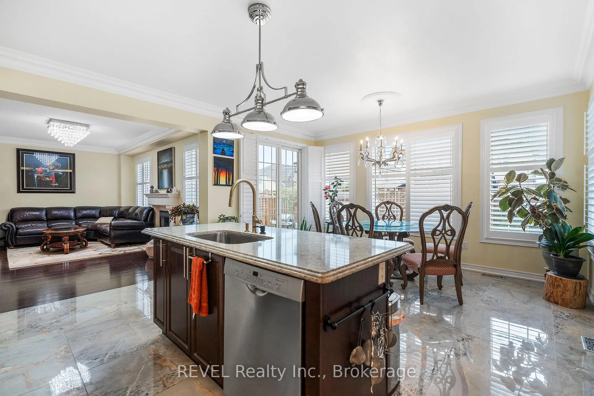 Photo 15 of 8892 Kudlac Street, Niagara Falls, Forestview — HOMEH