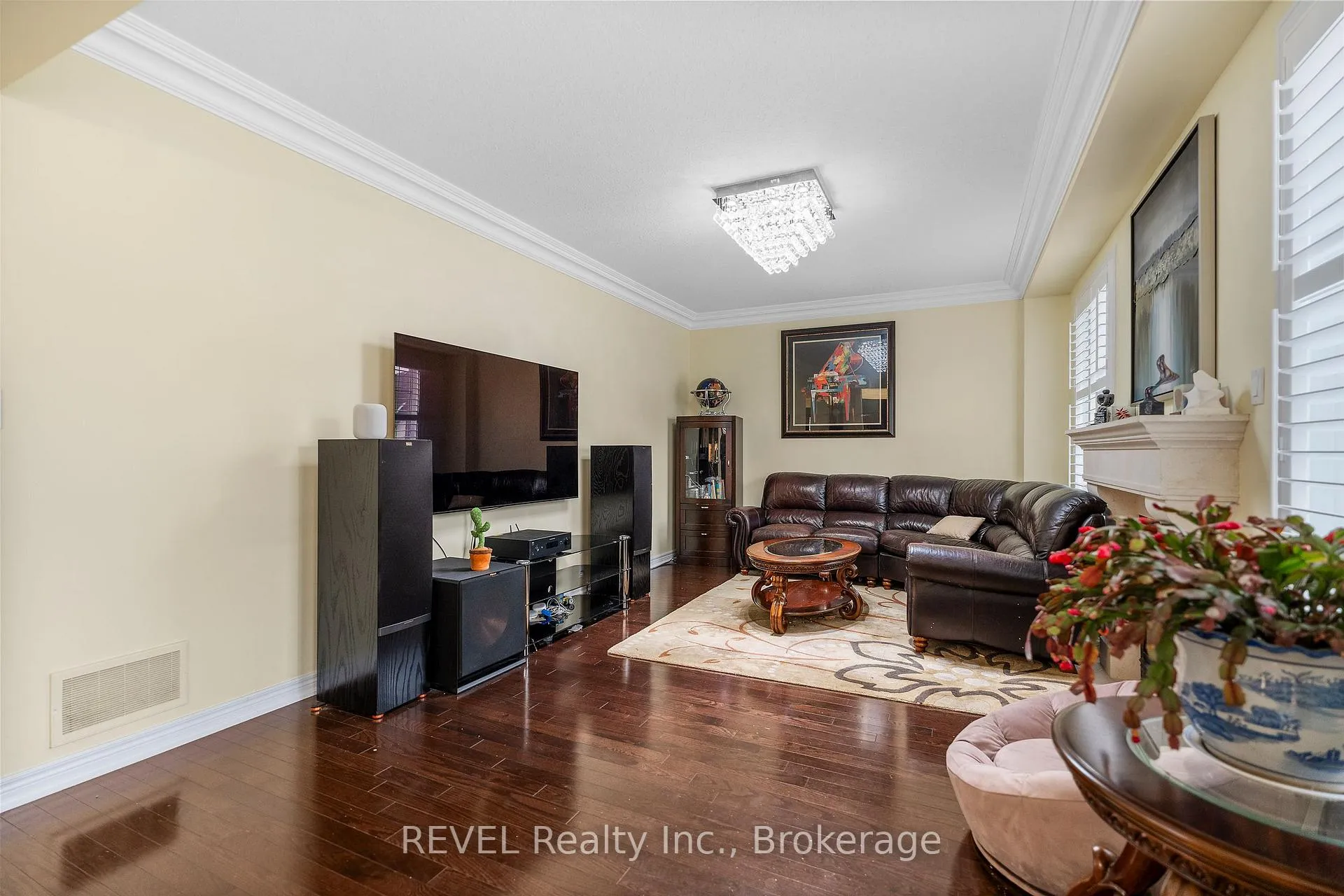 Photo 17 of 8892 Kudlac Street, Niagara Falls, Forestview — HOMEH