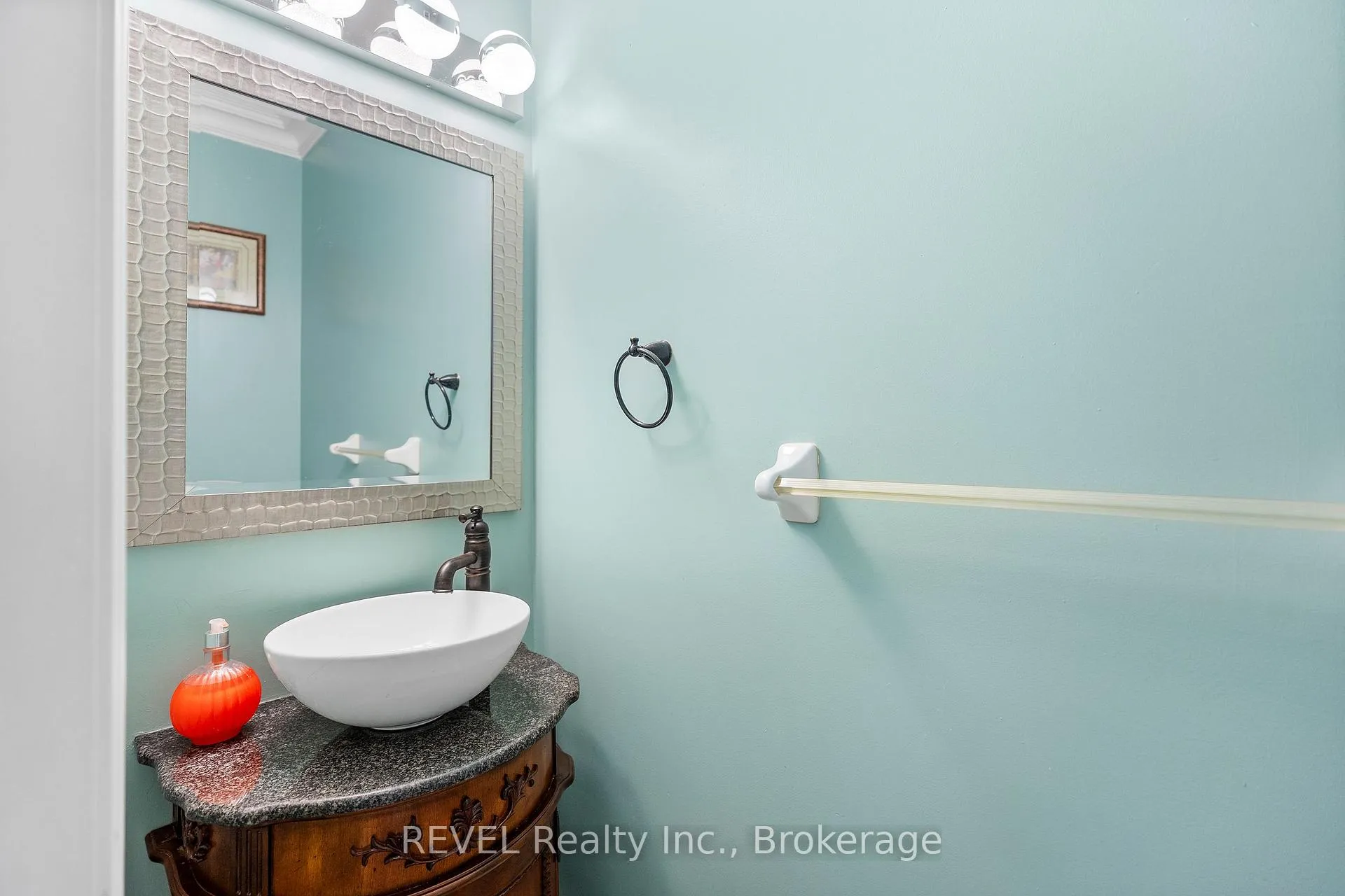 Photo 21 of 8892 Kudlac Street, Niagara Falls, Forestview — HOMEH