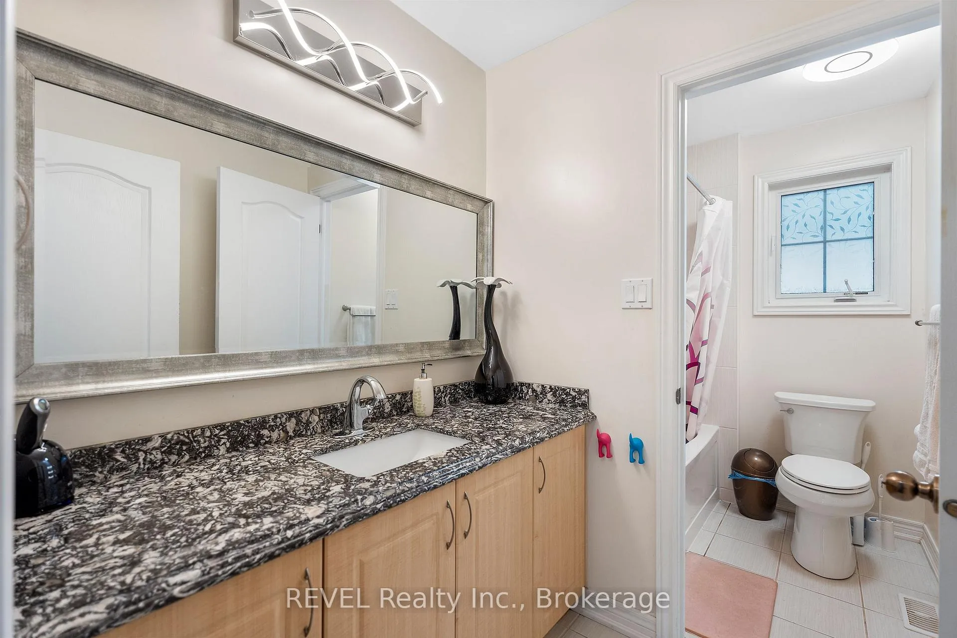 Photo 33 of 8892 Kudlac Street, Niagara Falls, Forestview — HOMEH