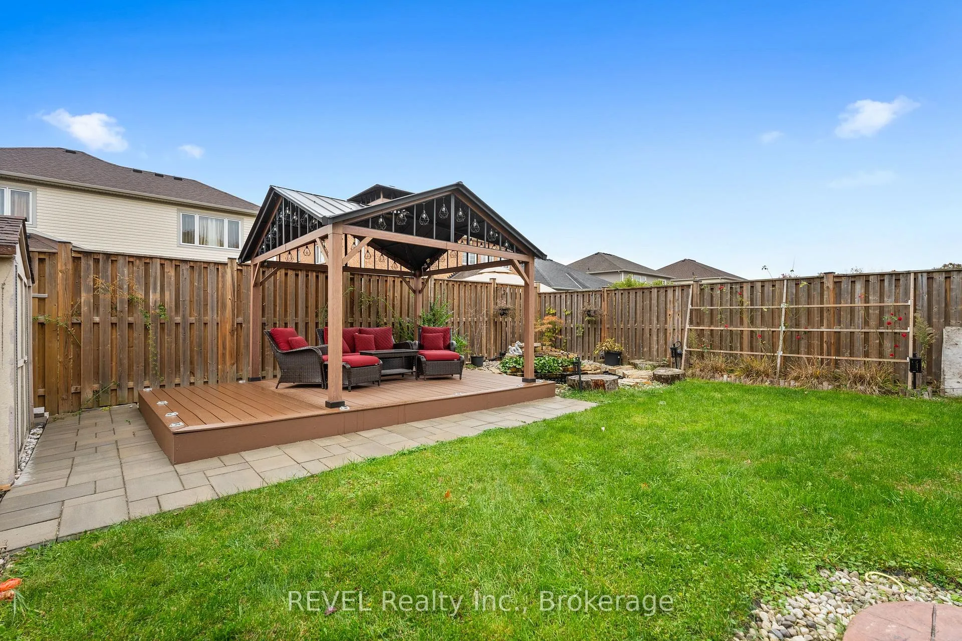 Photo 42 of 8892 Kudlac Street, Niagara Falls, Forestview — HOMEH