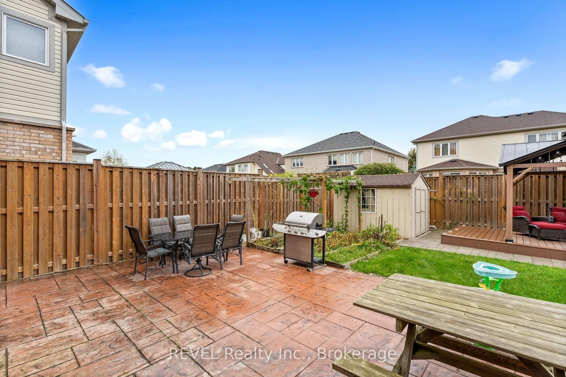 Photo 45 of 8892 Kudlac Street, Niagara Falls, Forestview — HOMEH