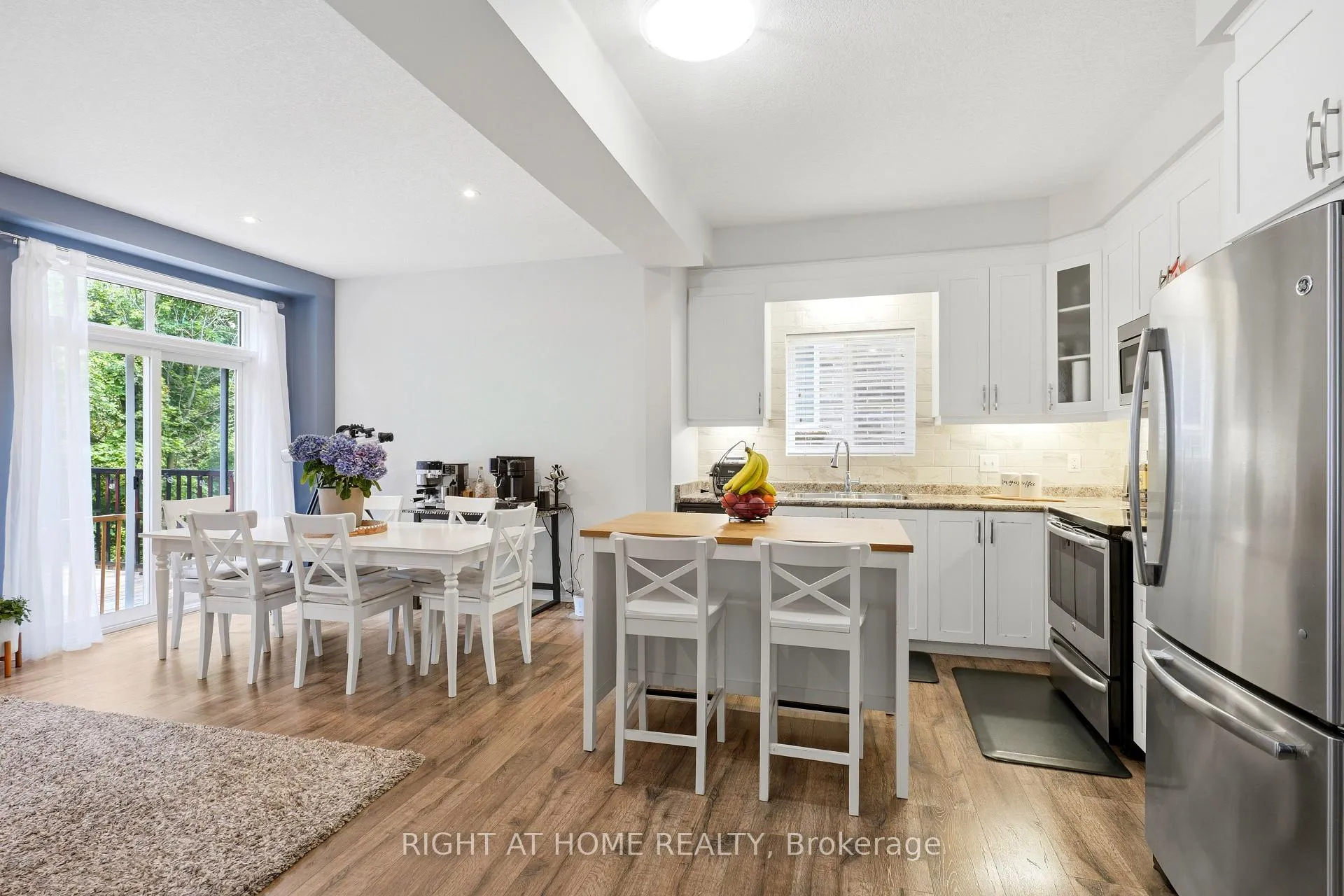 Photo 7 of 153 Maitland Street, Kitchener, Huron Park — HOMEH