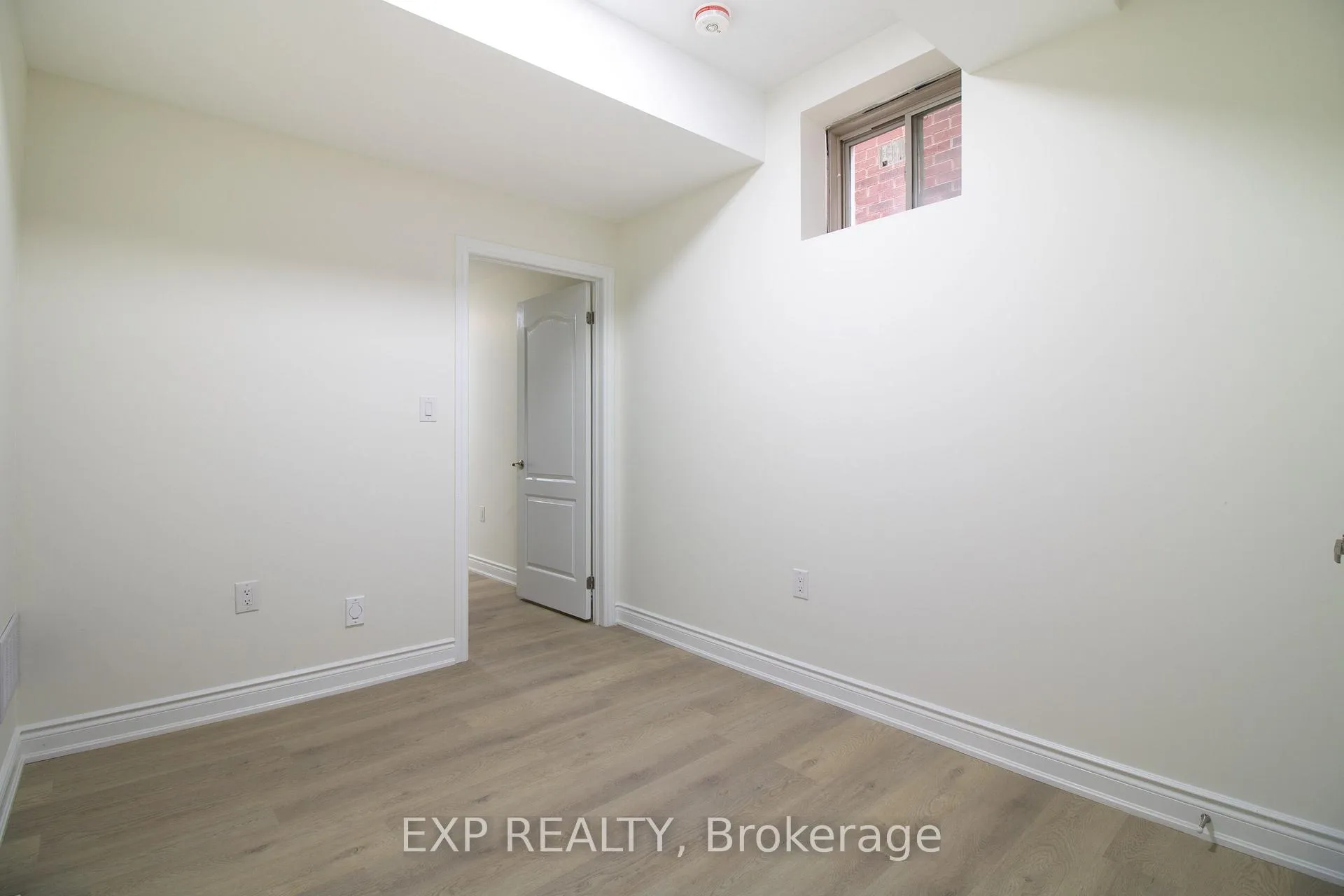 Photo 5 of 55 William Dunlop Street, Kitchener, Huron Park — HOMEH