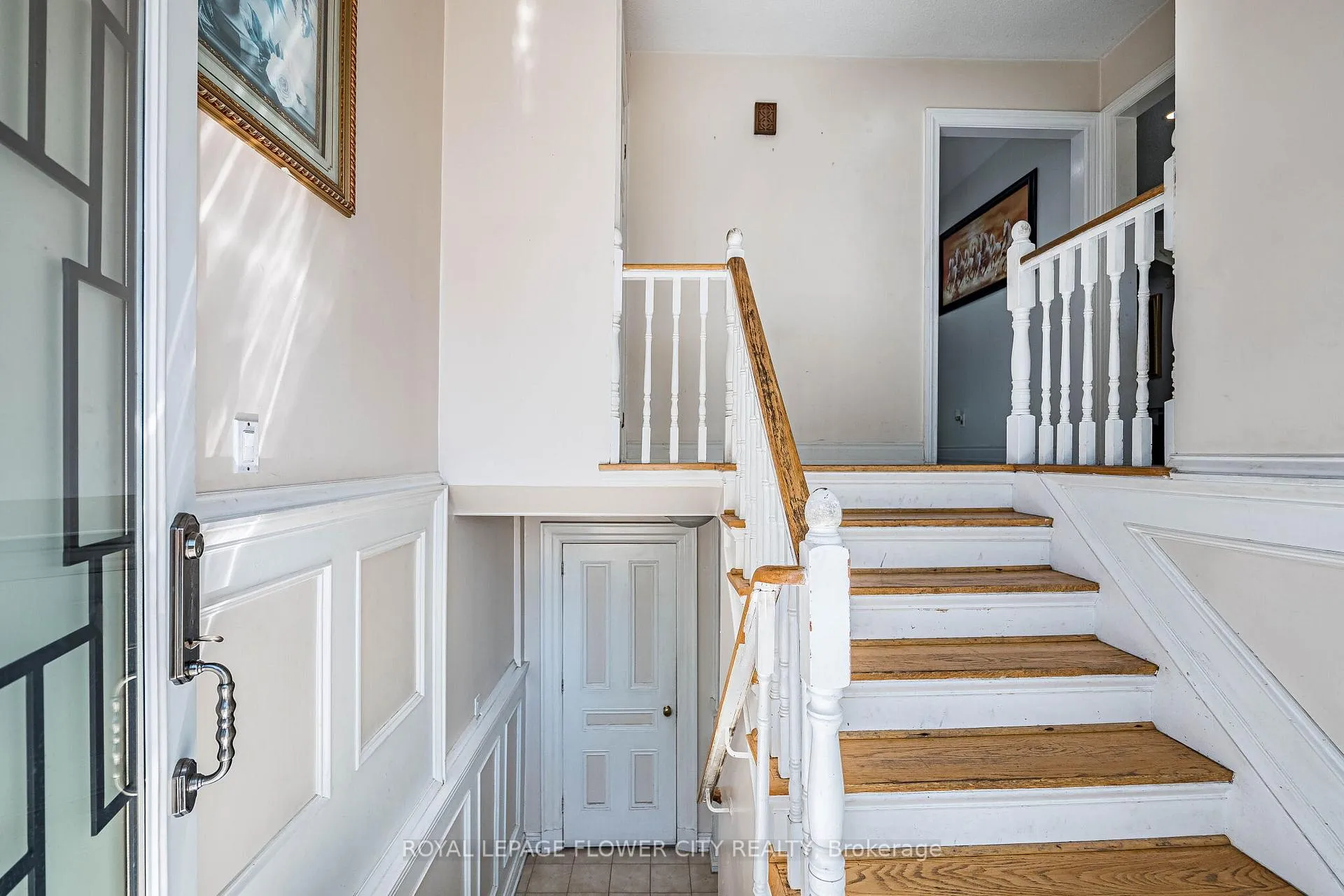 Photo 5 of 148 Dolores Road, North York, Glenfield-Jane Heights — HOMEH
