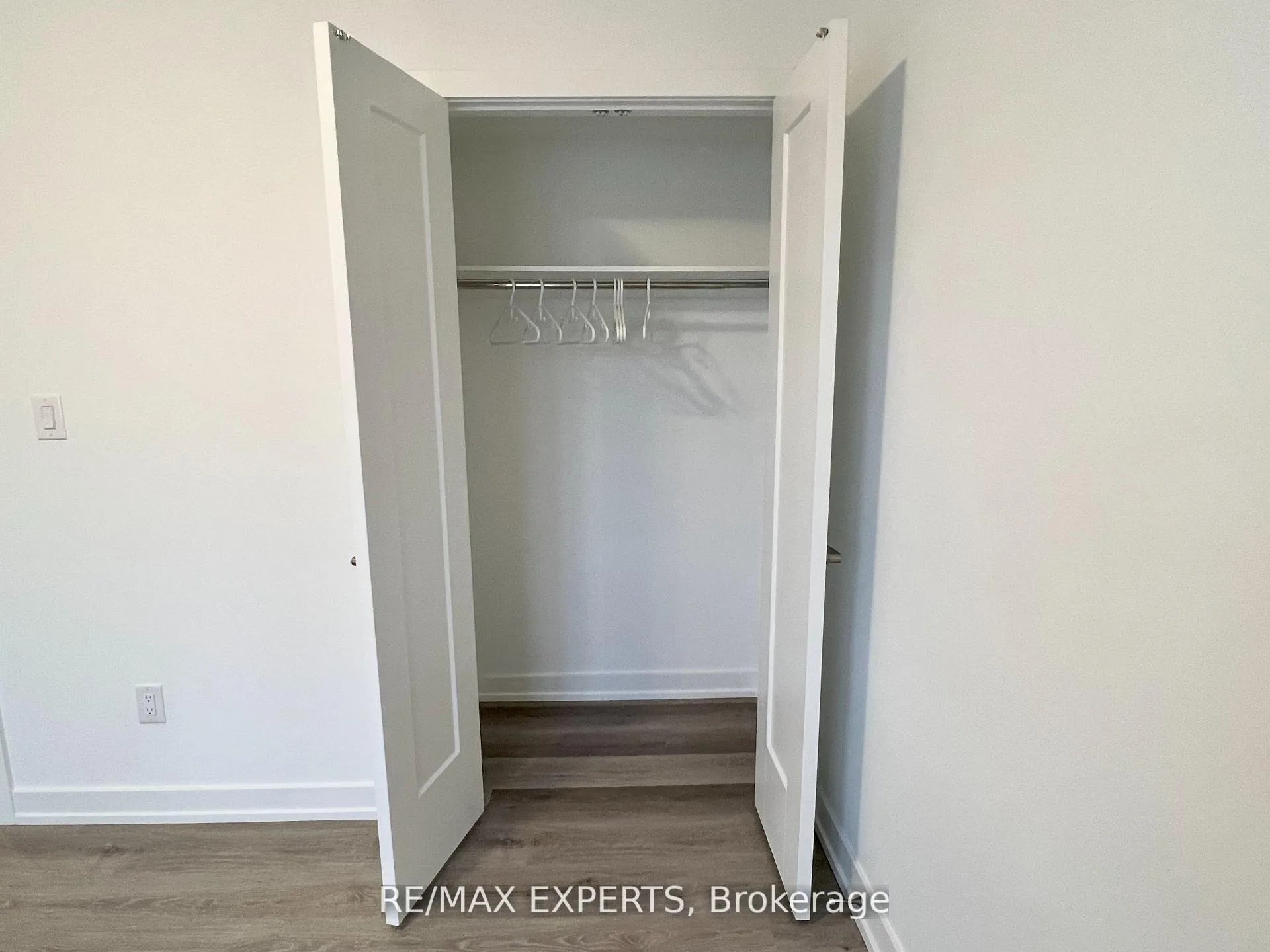 Photo 10 of Unit 534, 4263 Fourth Avenue, Niagara Falls, Downtown — HOMEH