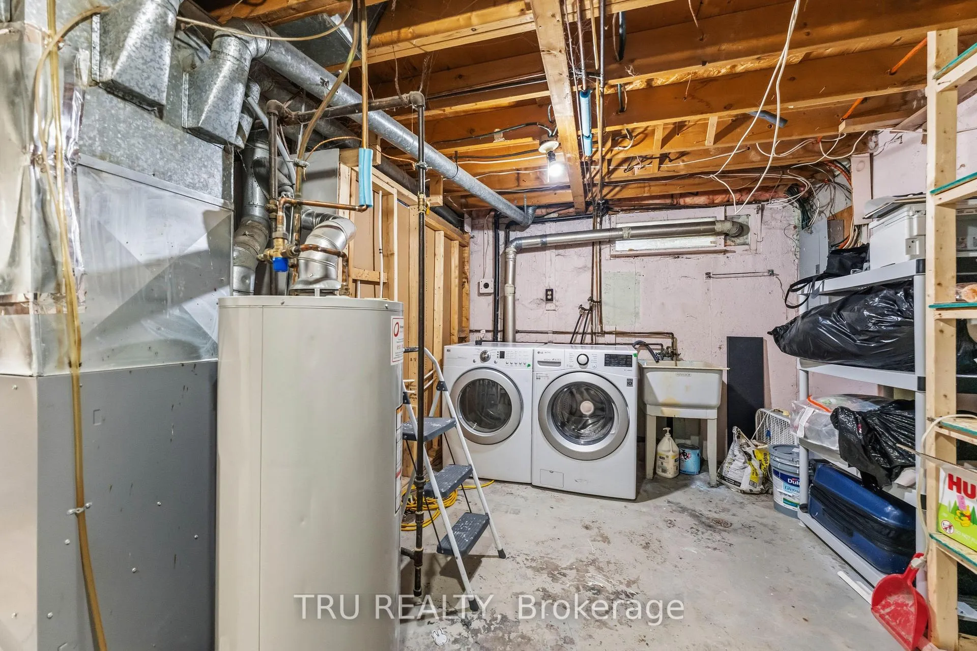 Photo 23 of 950 Meadowlands Drive, Ottawa, Carleton Heights — HOMEH