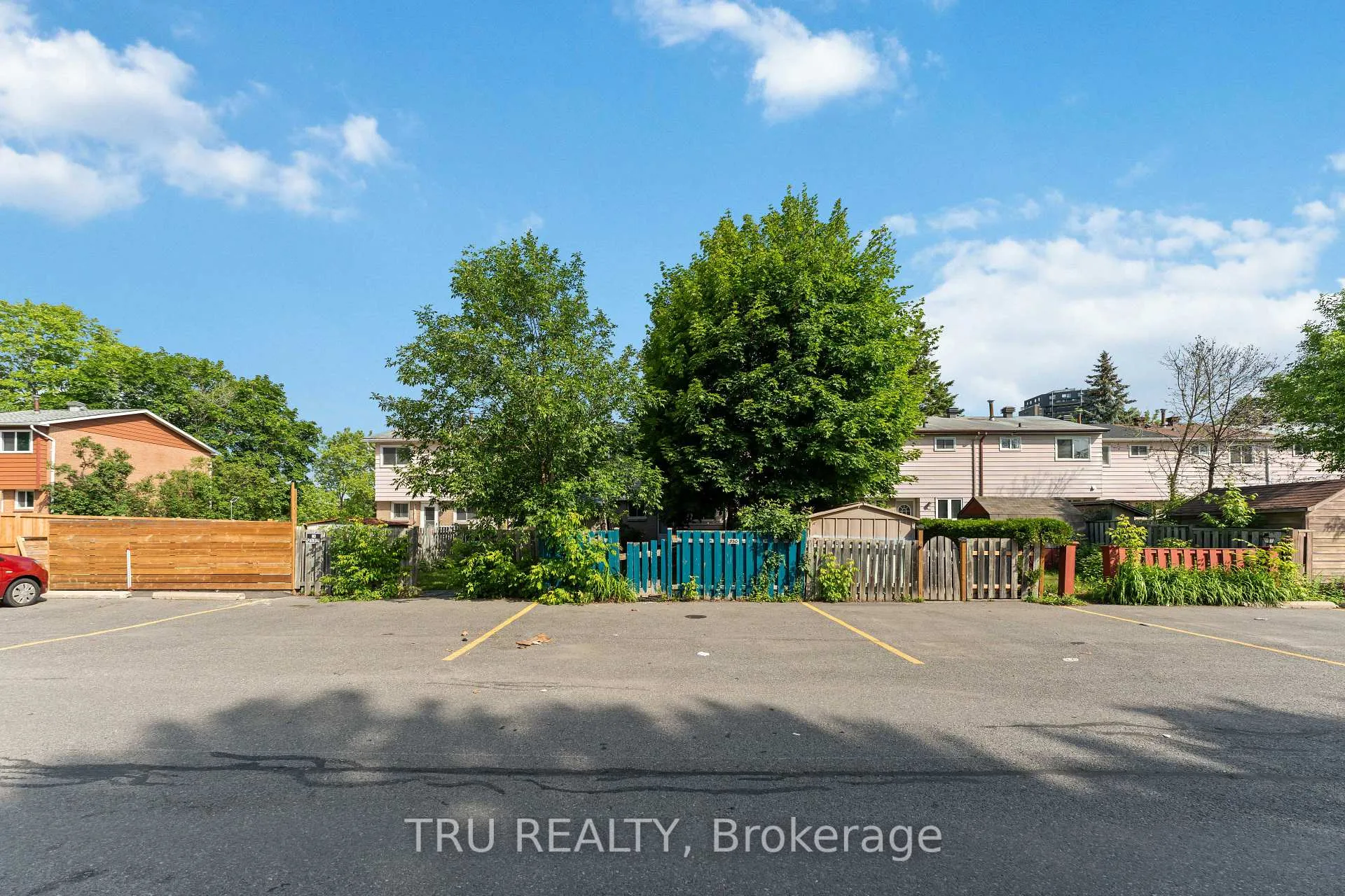 Photo 29 of 950 Meadowlands Drive, Ottawa, Carleton Heights — HOMEH