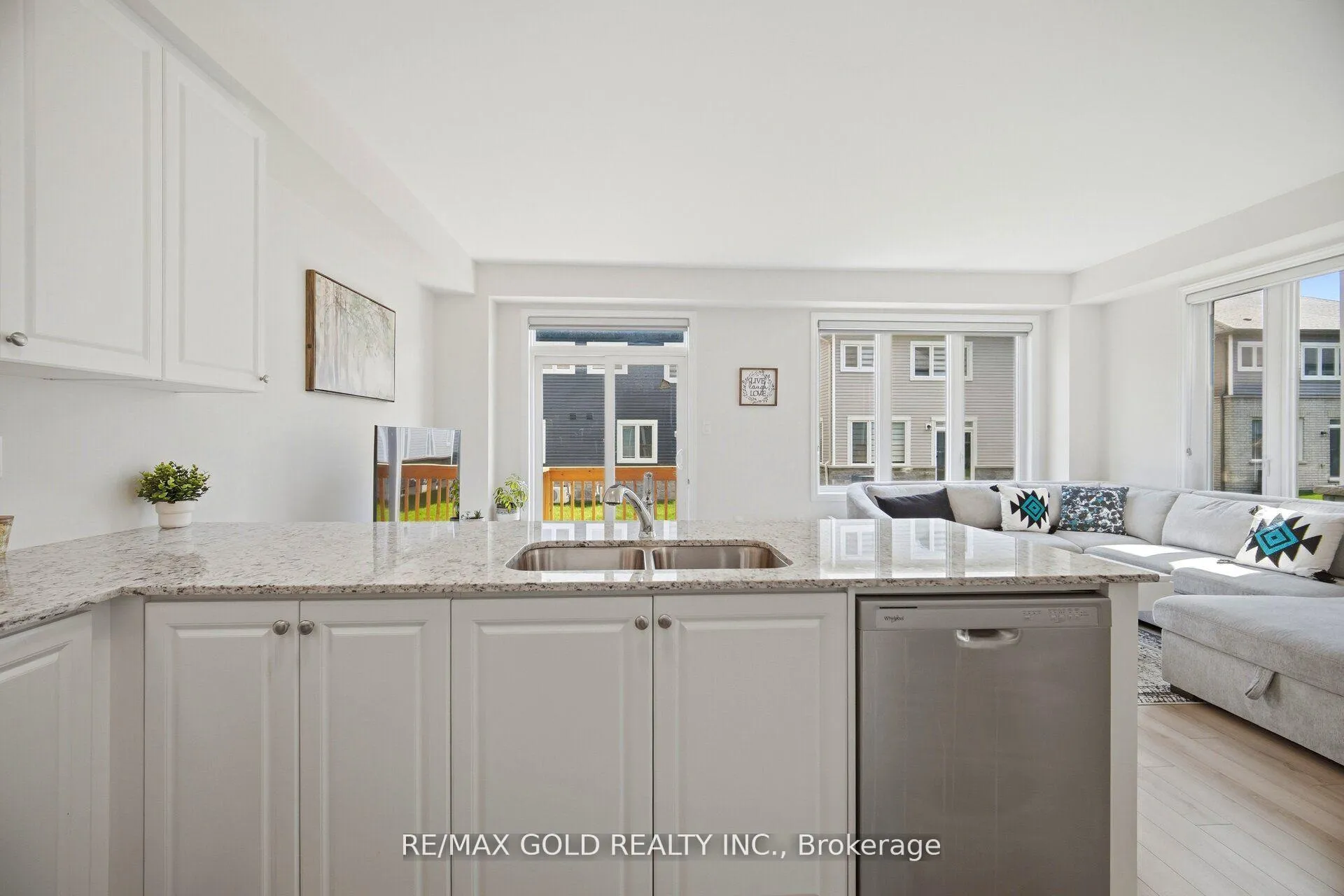 Photo 15 of 113 Molozzi Street, Erin — HOMEH