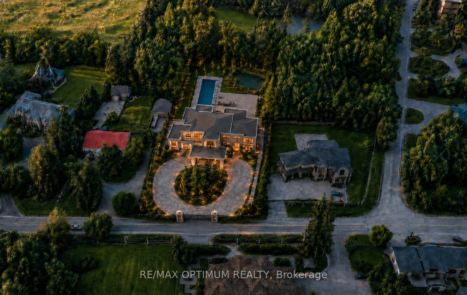 Photo 2 of 8295 Creditview Road, Brampton, Credit Valley — HOMEH