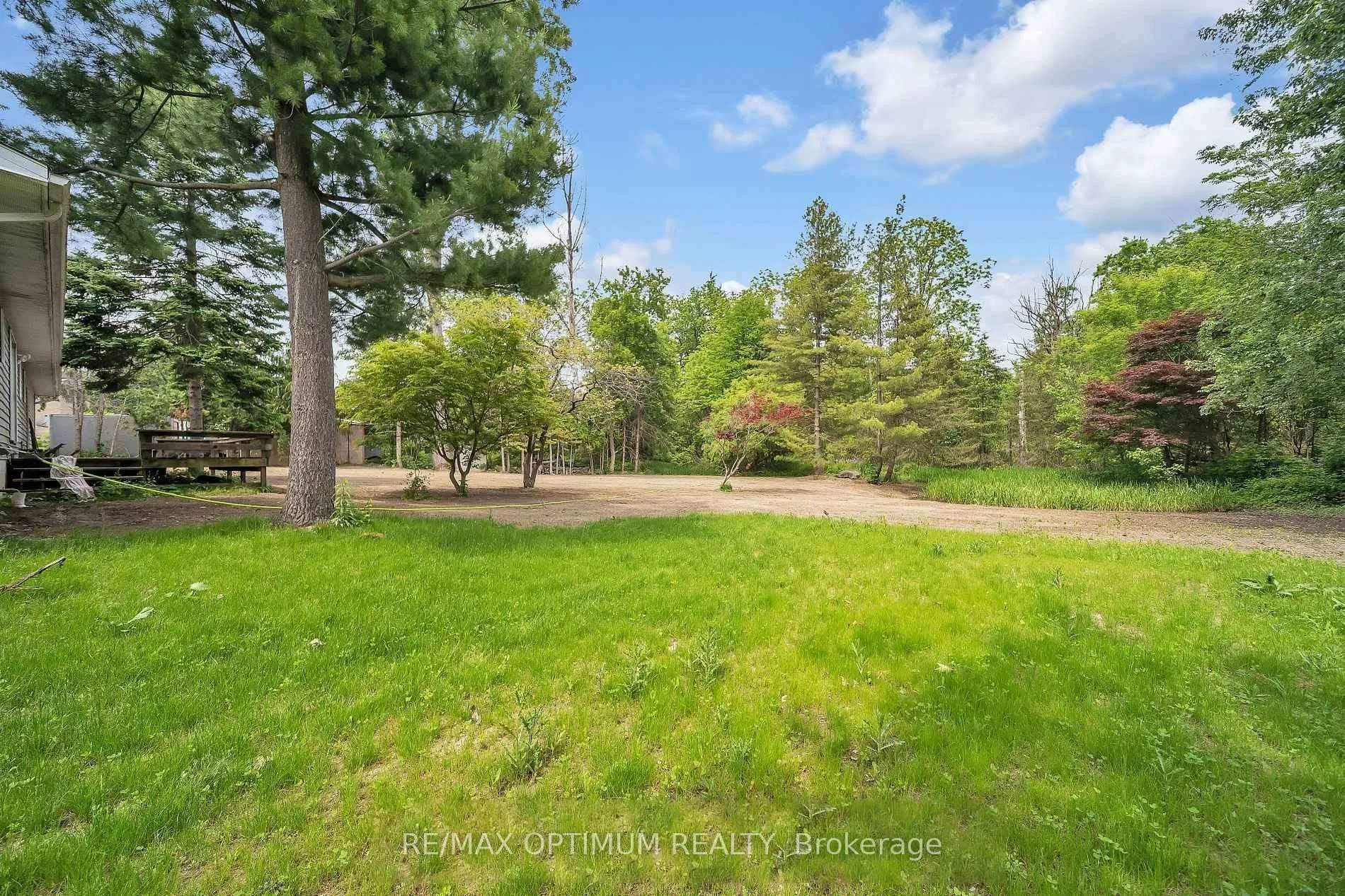 Photo 5 of 8295 Creditview Road, Brampton, Credit Valley — HOMEH