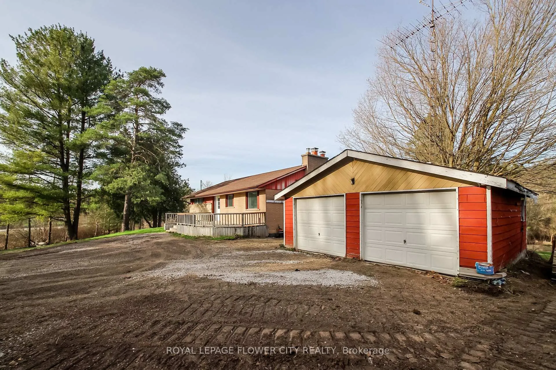 Photo 3 of 7555 Old Church Road, Caledon, Rural Caledon — HOMEH