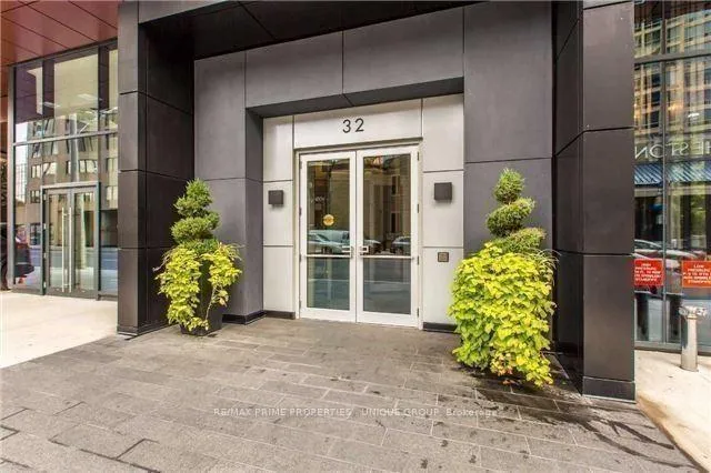 Photo 2 of 32 Davenport Avenue, Toronto, The Annex — HOMEH