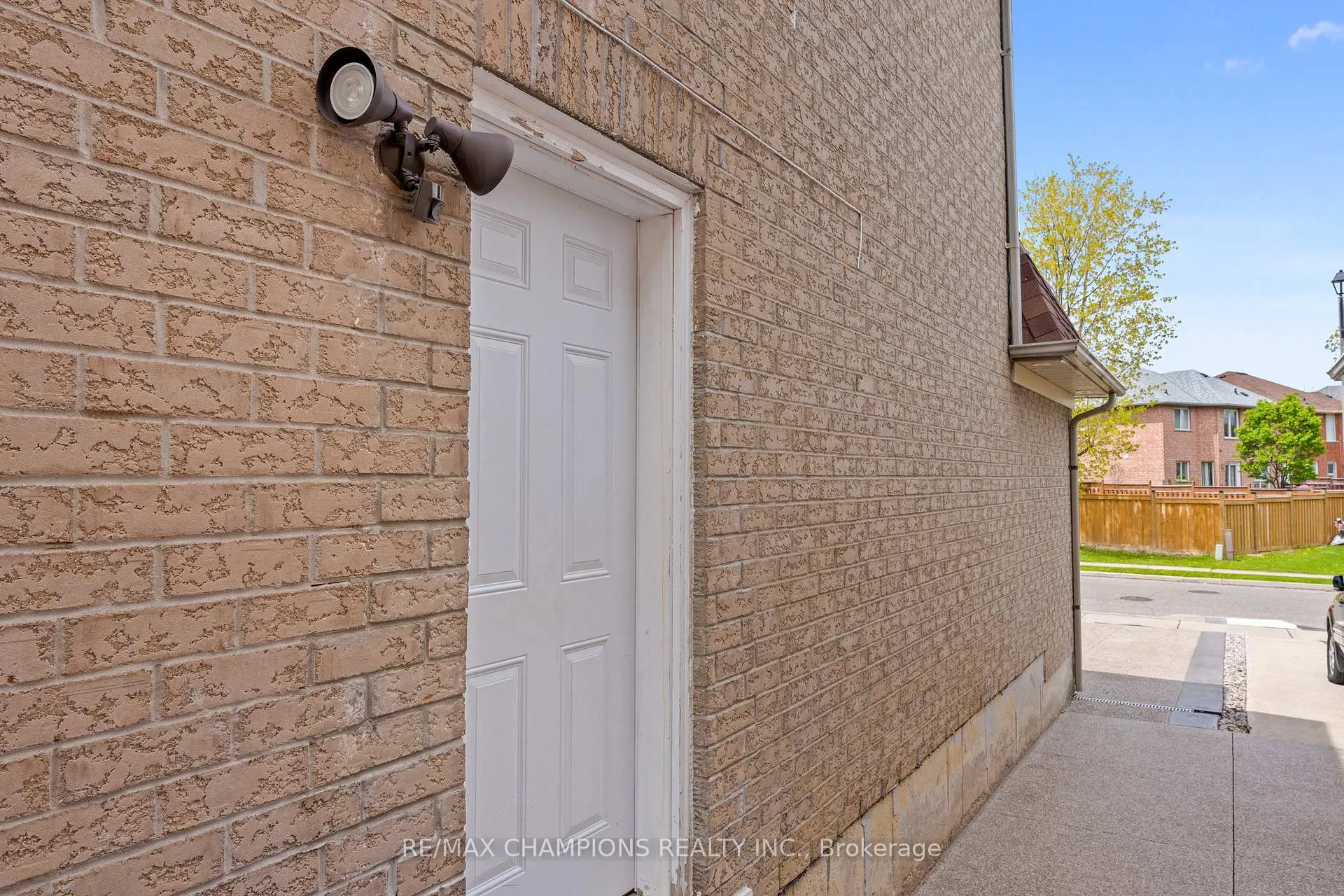 Photo 43 of 3 Fiddleneck Crescent, Brampton, Sandringham-Wellington — HOMEH