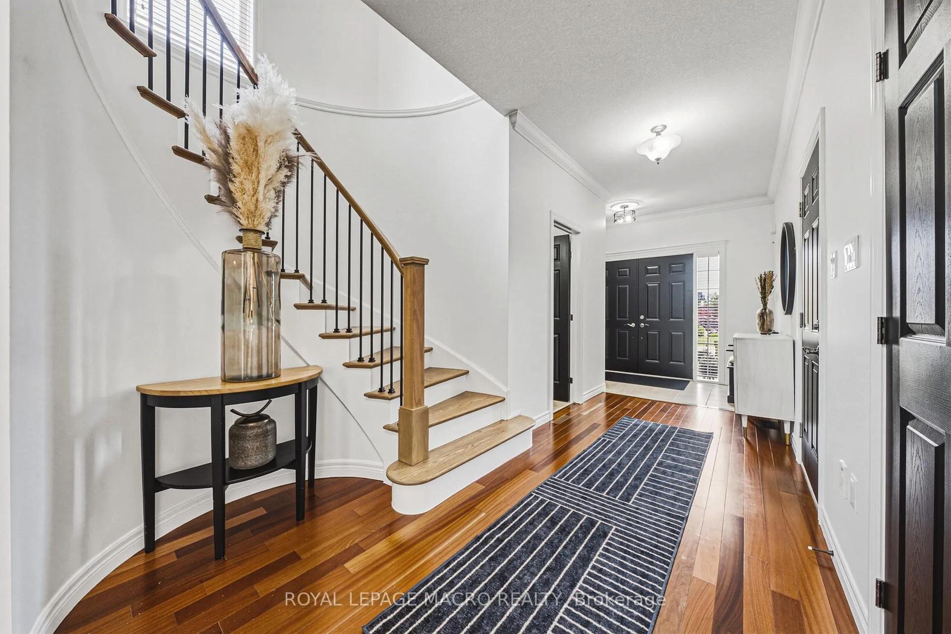 Photo 7 of 20 Degrow Crescent, Hamilton, Rural Glanbrook — HOMEH