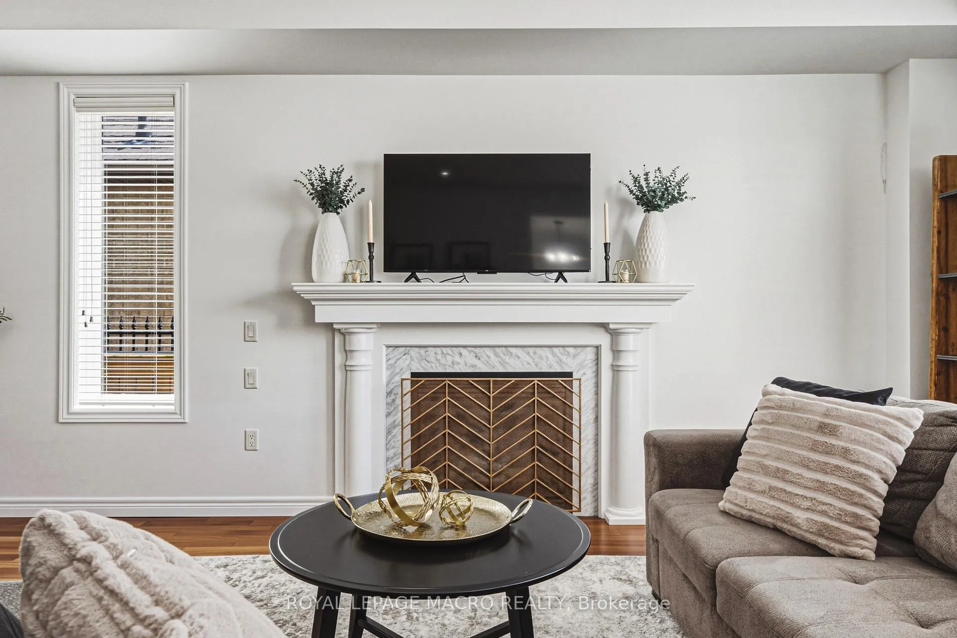 Photo 15 of 20 Degrow Crescent, Hamilton, Rural Glanbrook — HOMEH