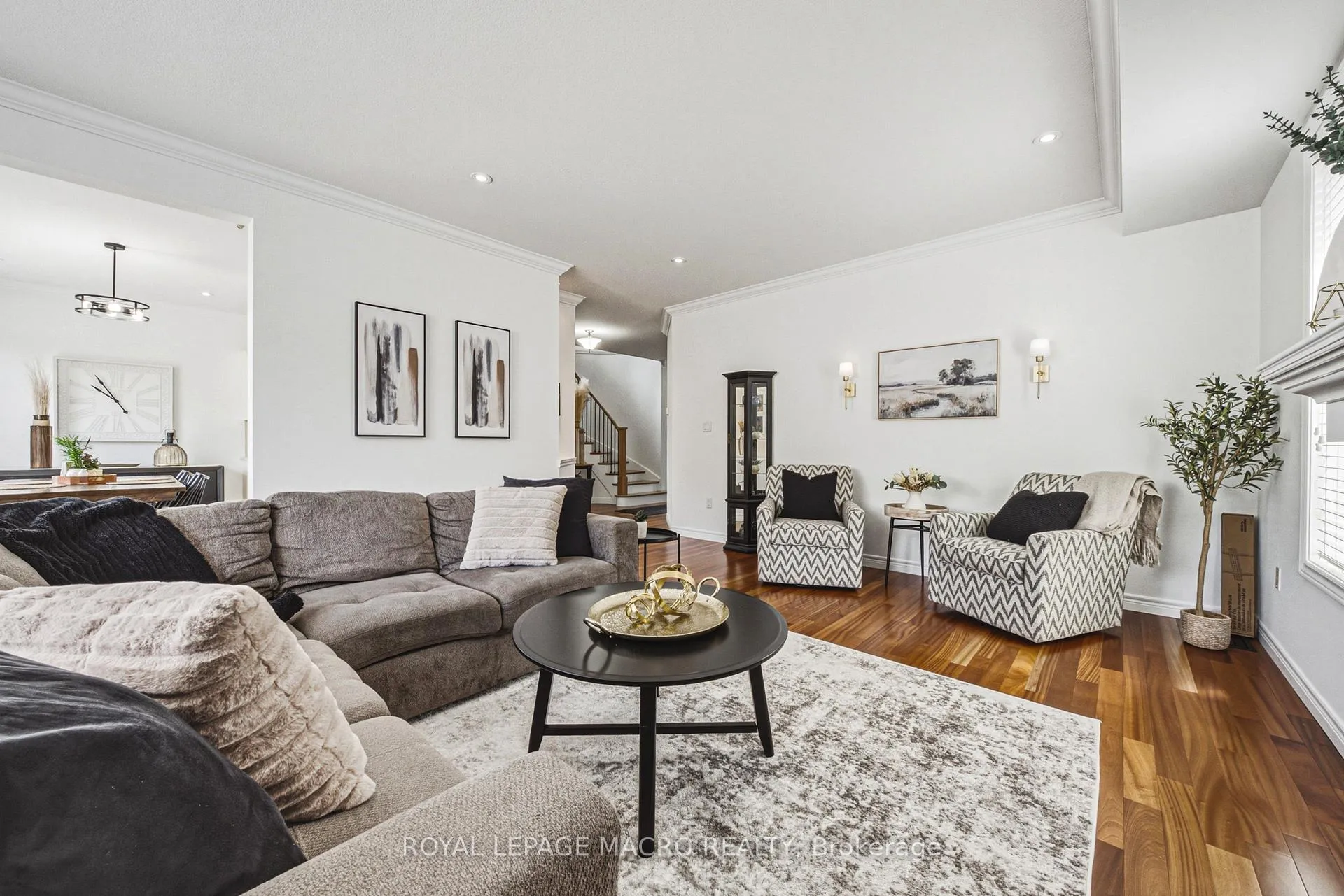 Photo 16 of 20 Degrow Crescent, Hamilton, Rural Glanbrook — HOMEH