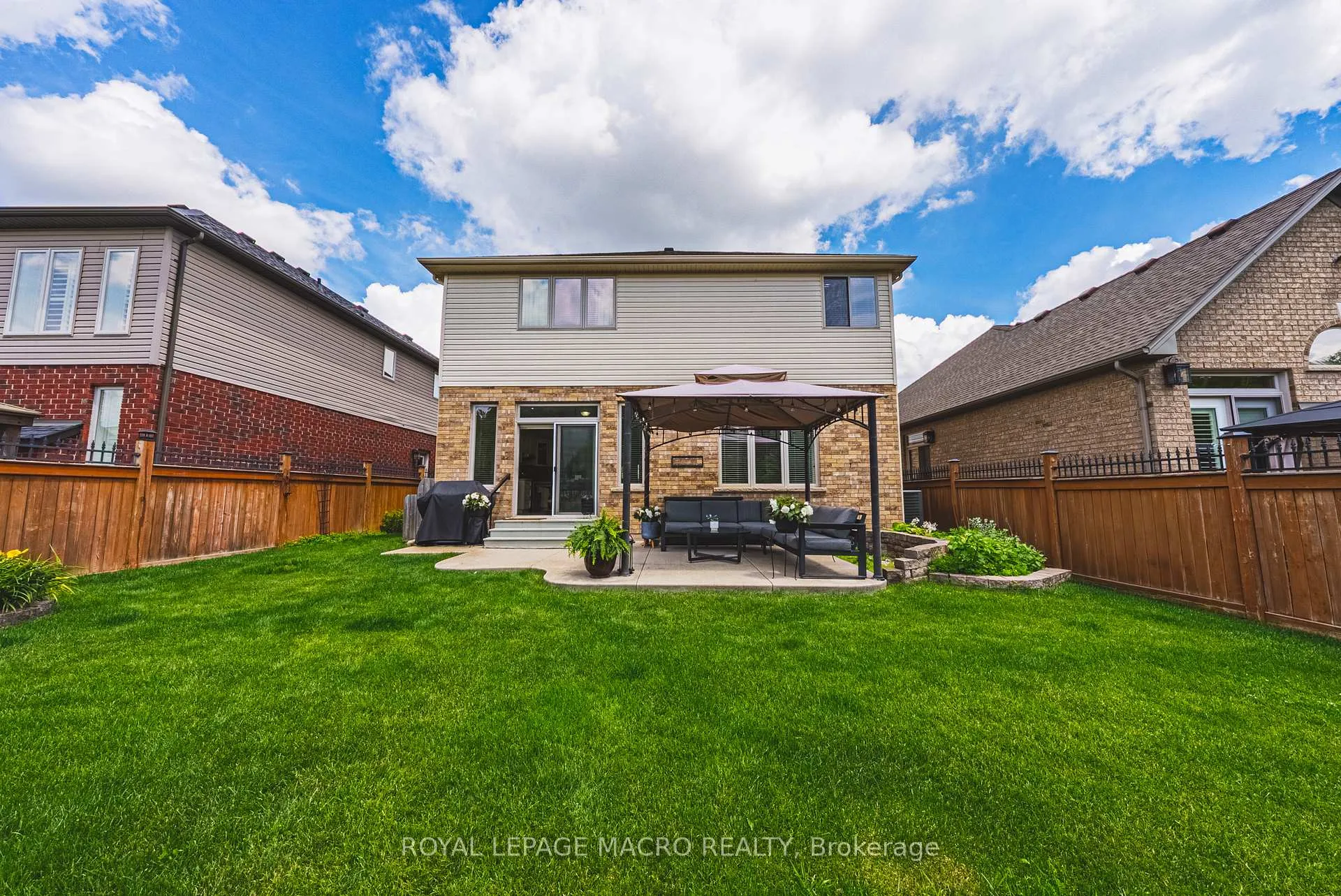 Photo 37 of 20 Degrow Crescent, Hamilton, Rural Glanbrook — HOMEH