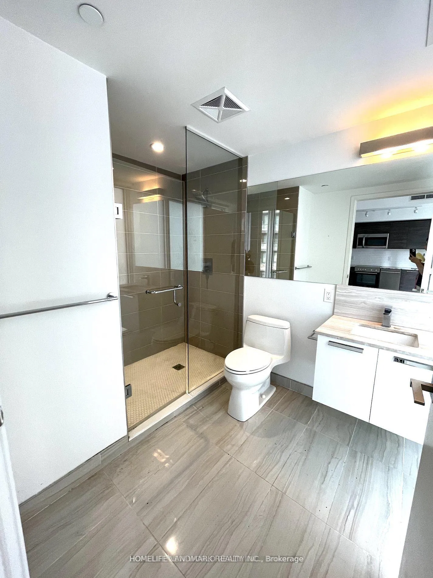 Photo 7 of Unit 910, 28 Wellesley Street E, Toronto, Church-Yonge Corridor — HOMEH