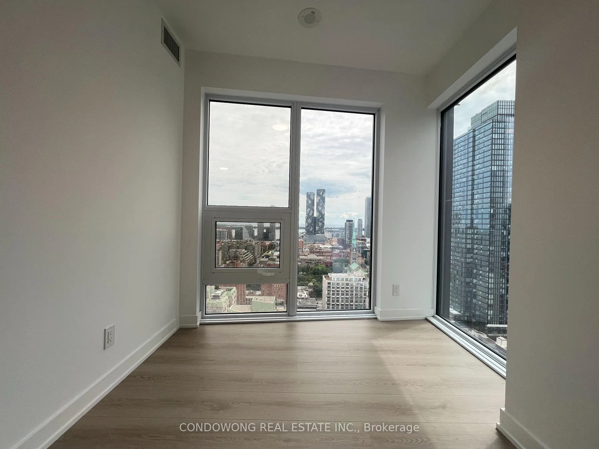 Photo 13 of Unit 3108, 100 Queen Street E, Toronto, Church-Yonge Corridor — HOMEH