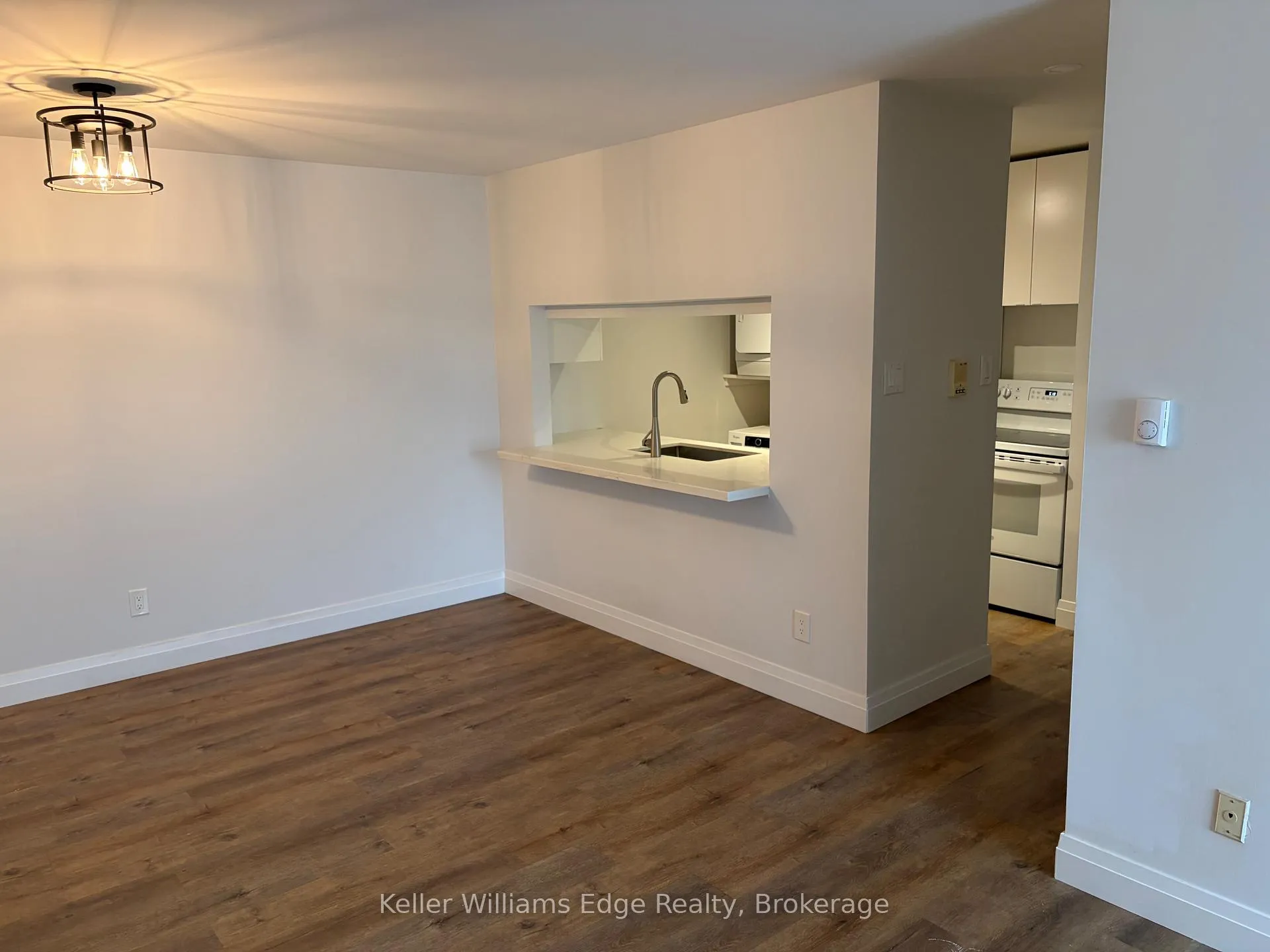 Front of Unit 533, 1450 Glen Abbey Gate