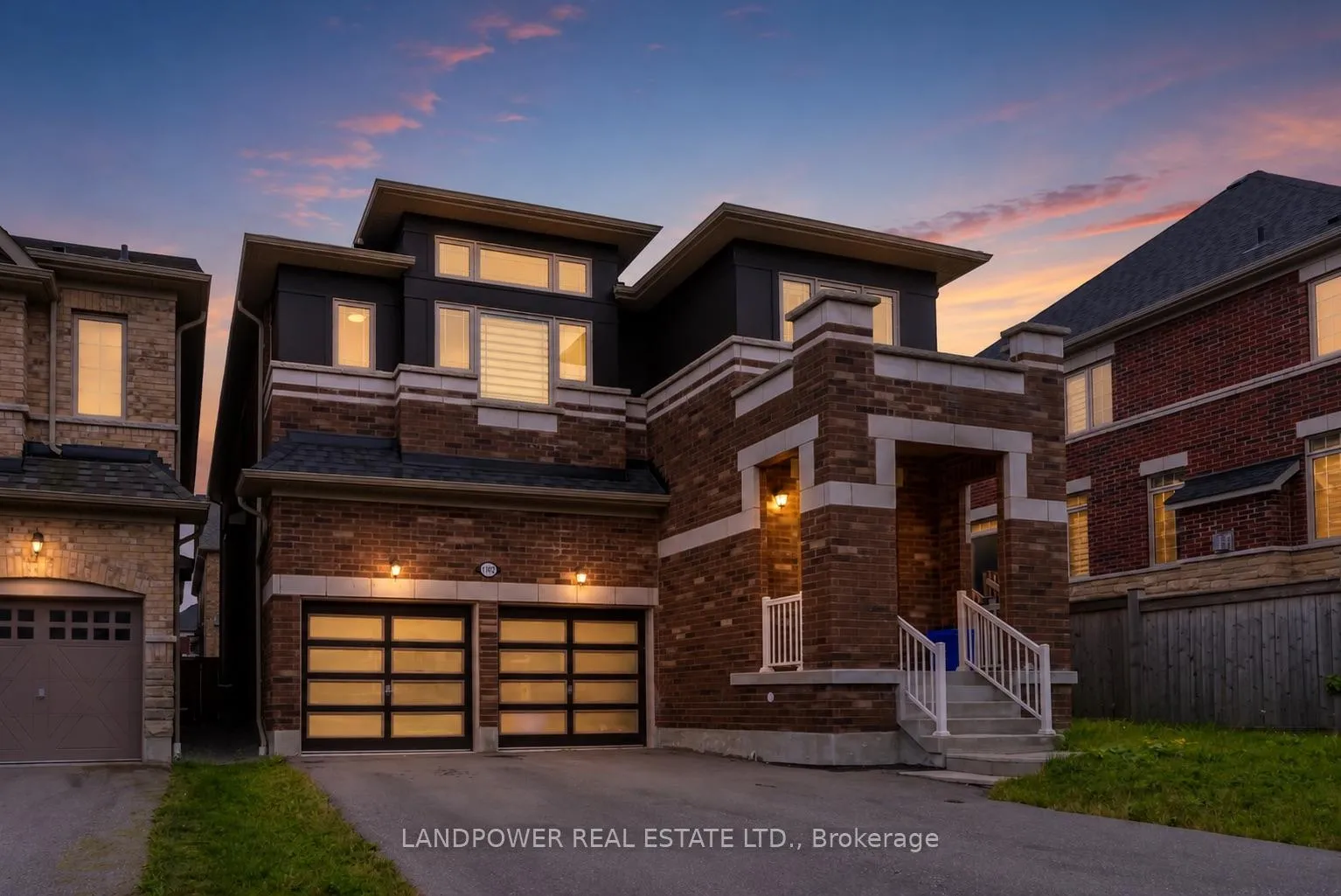 Photo 2 of 1102 Sepia Square, Pickering, Rural Pickering — HOMEH