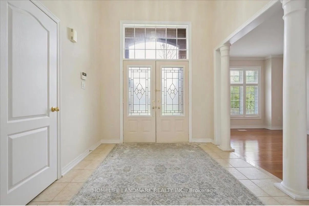 Photo 2 of 2348 Tesla Crescent, Oakville, Joshua Creek — HOMEH