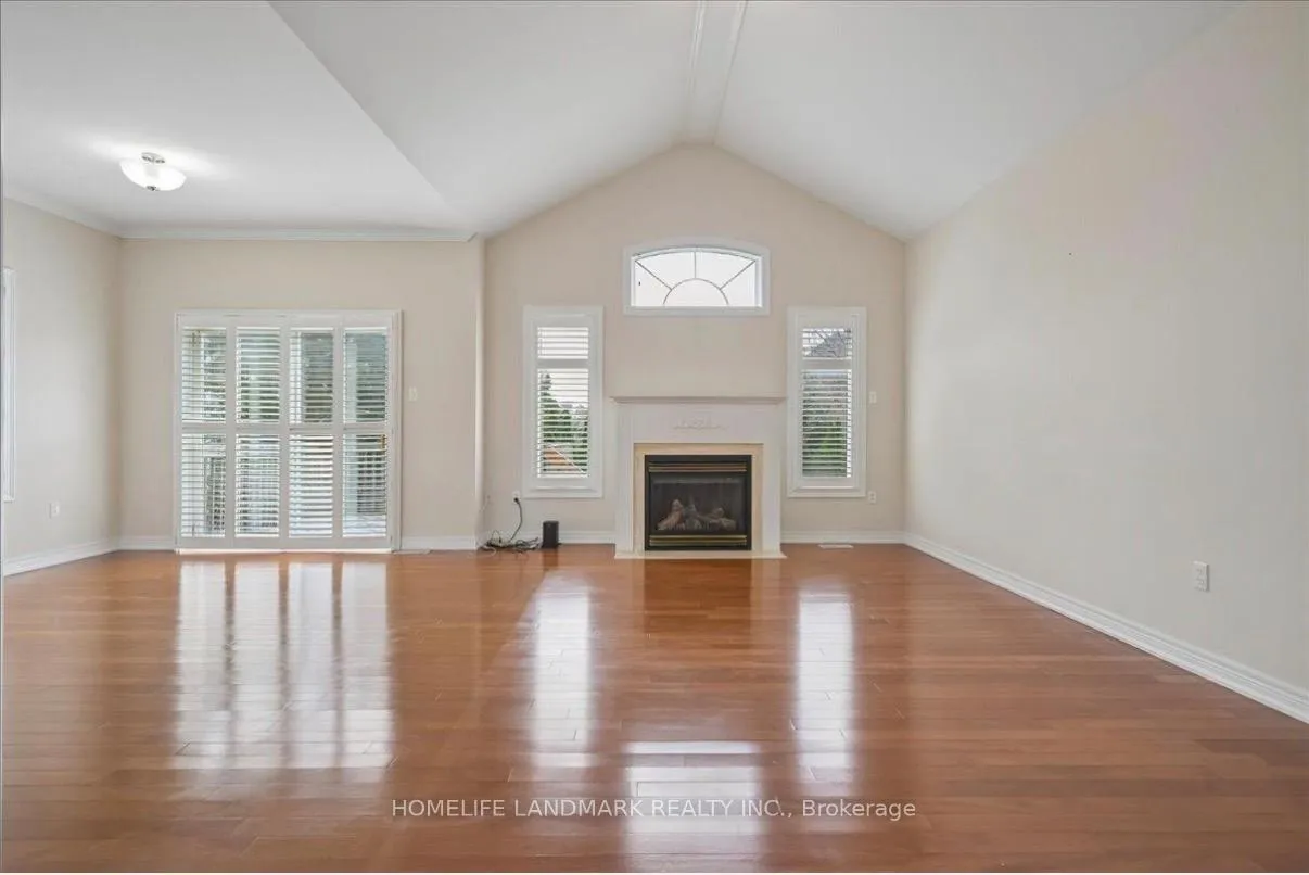 Photo 6 of 2348 Tesla Crescent, Oakville, Joshua Creek — HOMEH