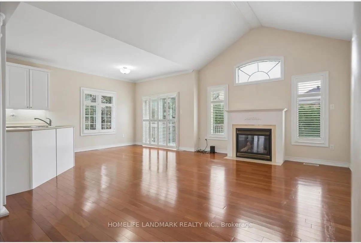 Photo 7 of 2348 Tesla Crescent, Oakville, Joshua Creek — HOMEH