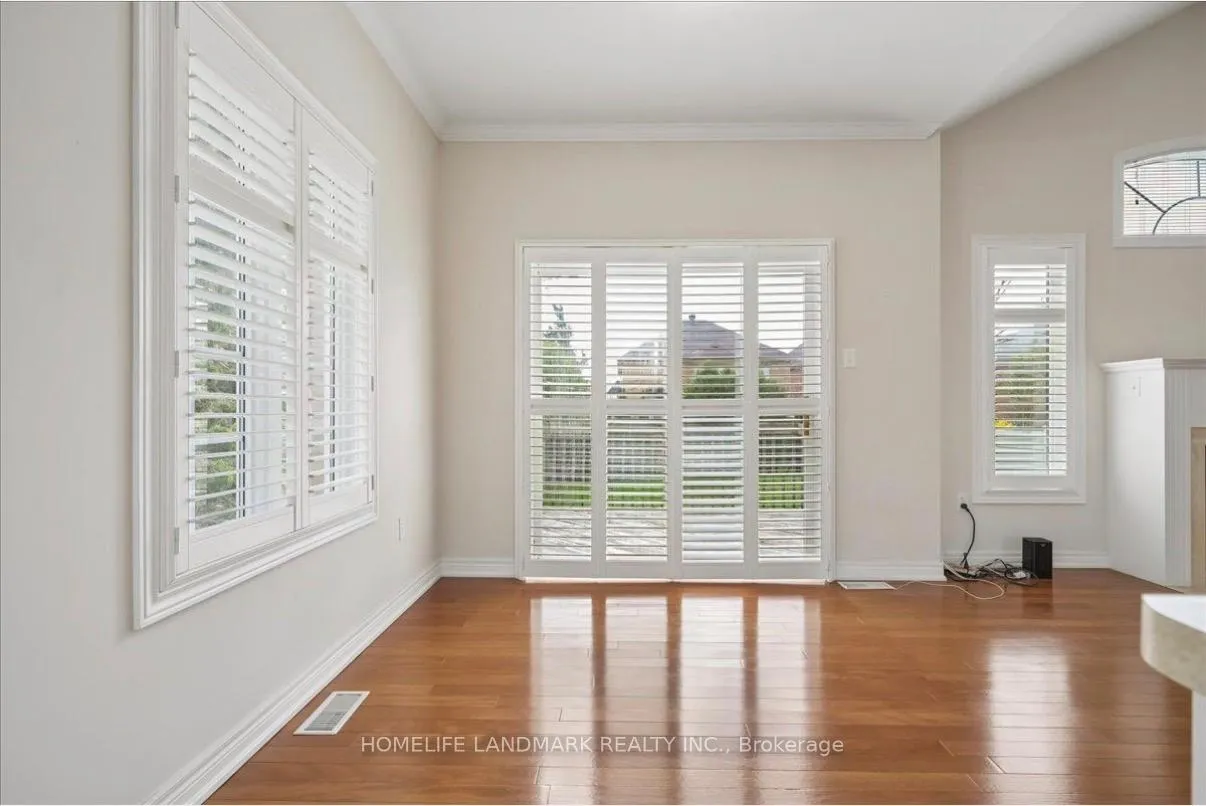 Photo 13 of 2348 Tesla Crescent, Oakville, Joshua Creek — HOMEH