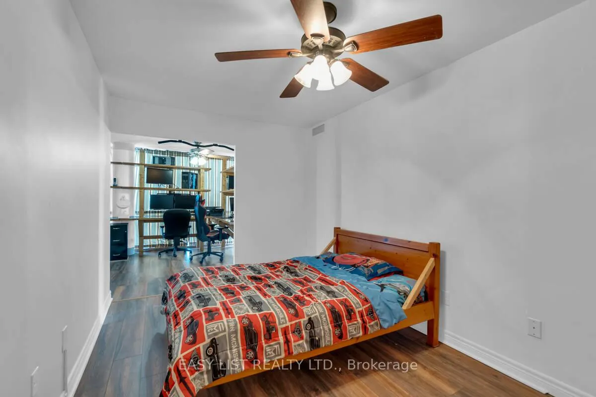 Photo 17 of Unit 810, 20 Harding Boulevard W, Richmond Hill, North Richvale — HOMEH