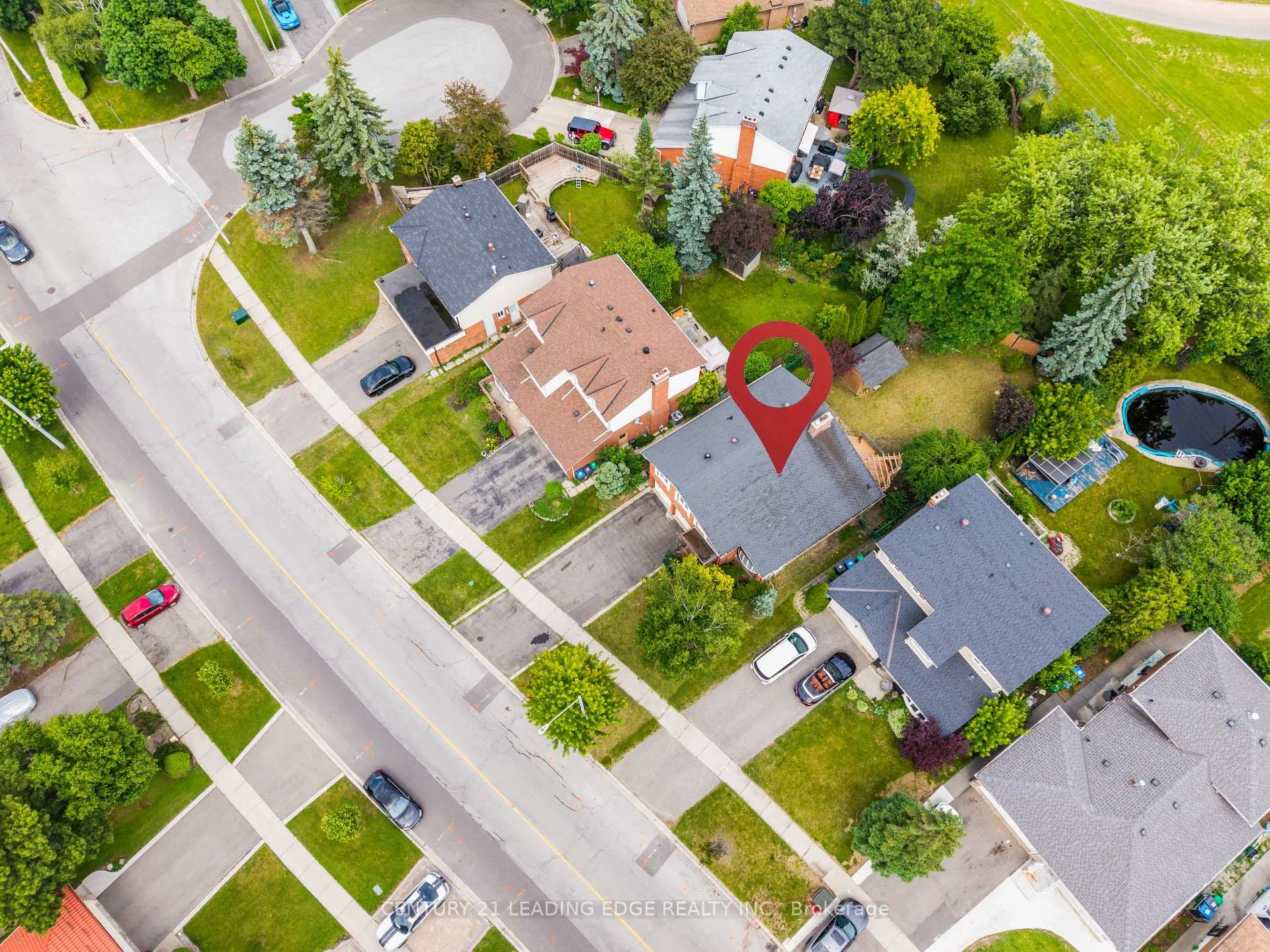 Photo 3 of 127 Elgin Drive, Brampton, Brampton South — HOMEH