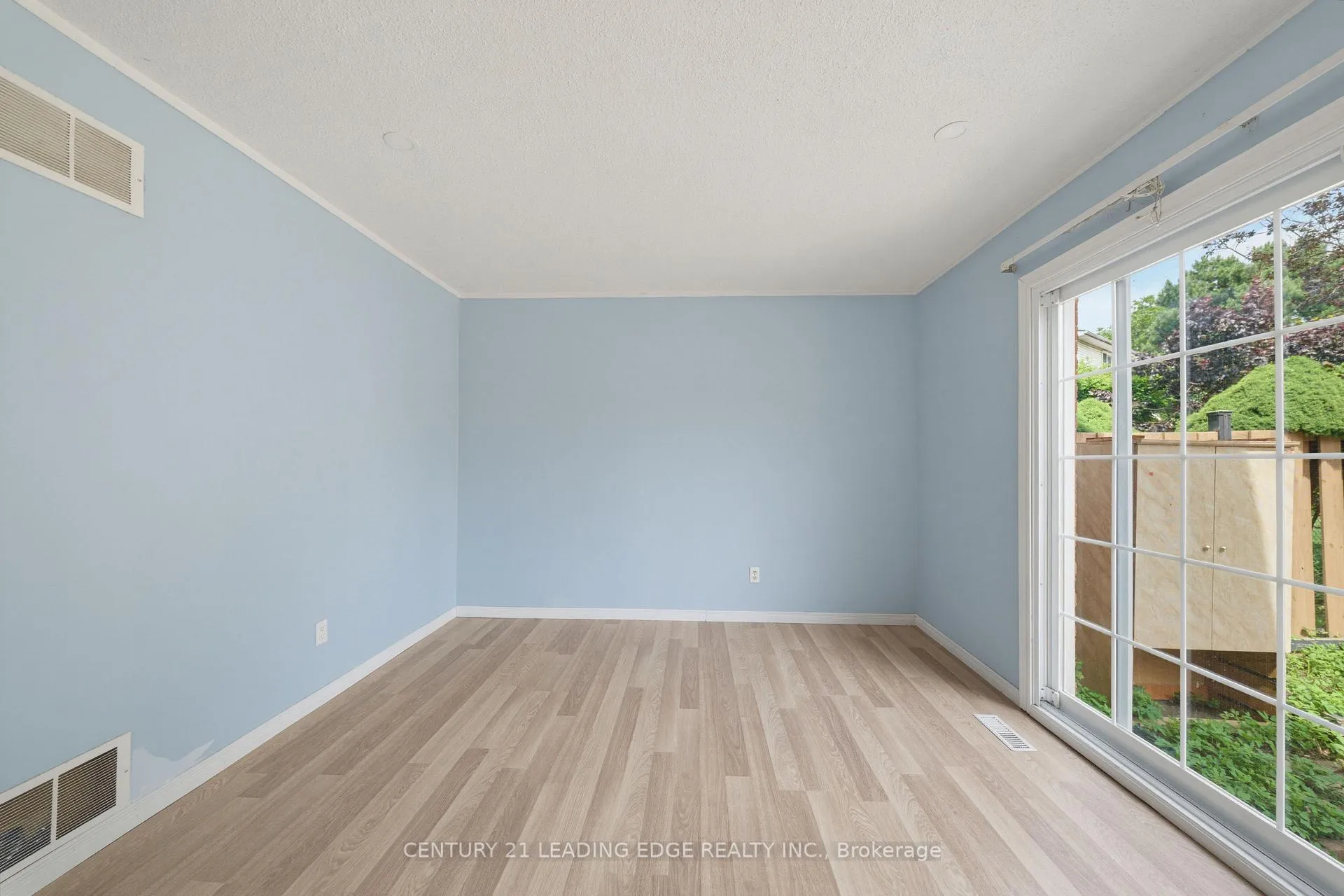 Photo 31 of 127 Elgin Drive, Brampton, Brampton South — HOMEH