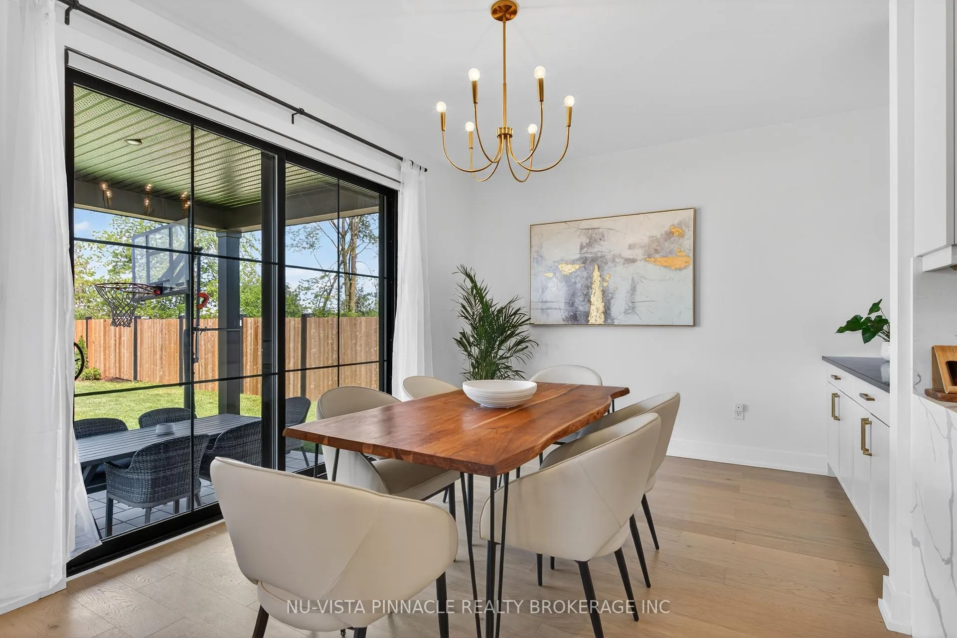 Photo 16 of 4119 Fallingbrook Road, London, South V — HOMEH