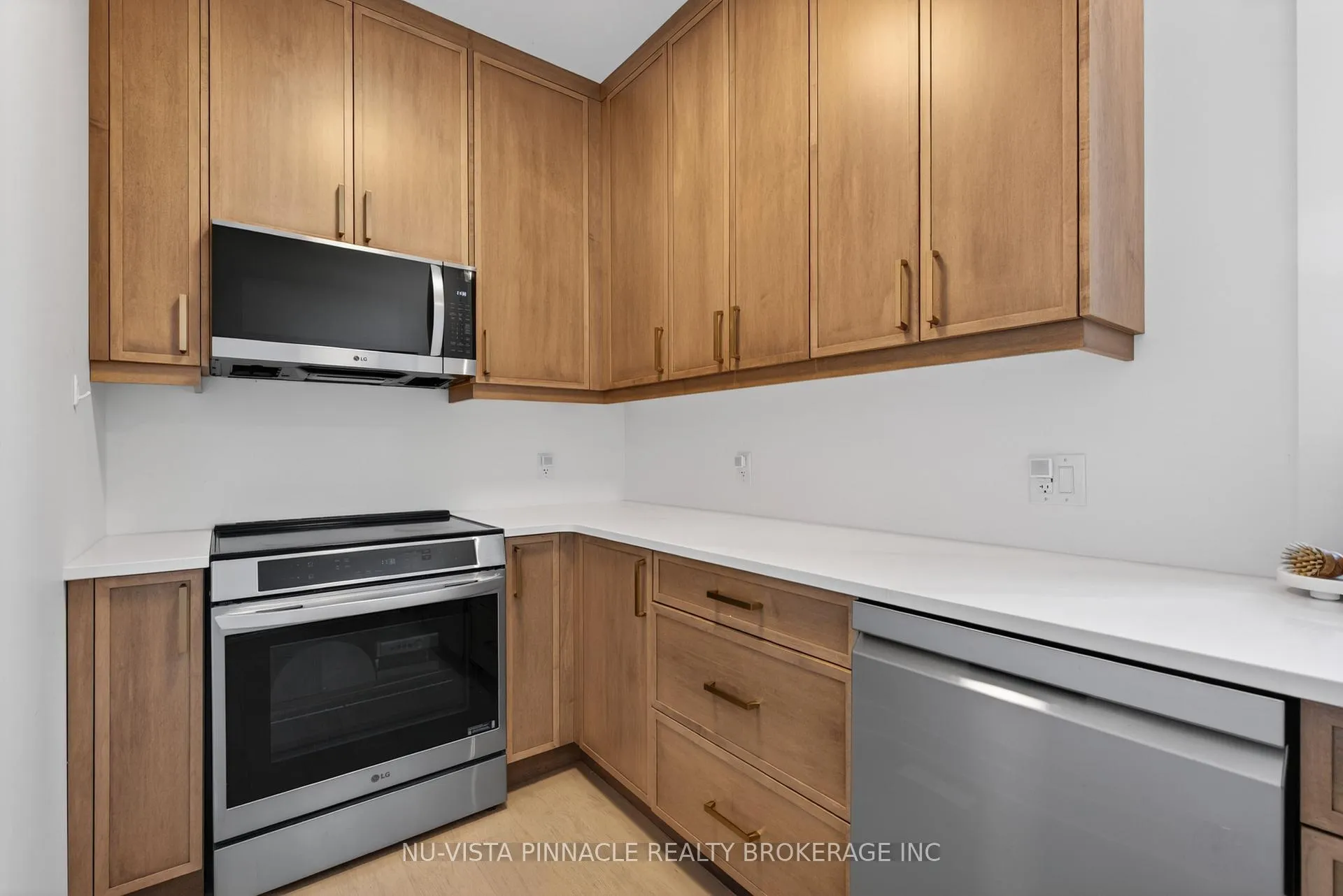 Photo 20 of 4119 Fallingbrook Road, London, South V — HOMEH