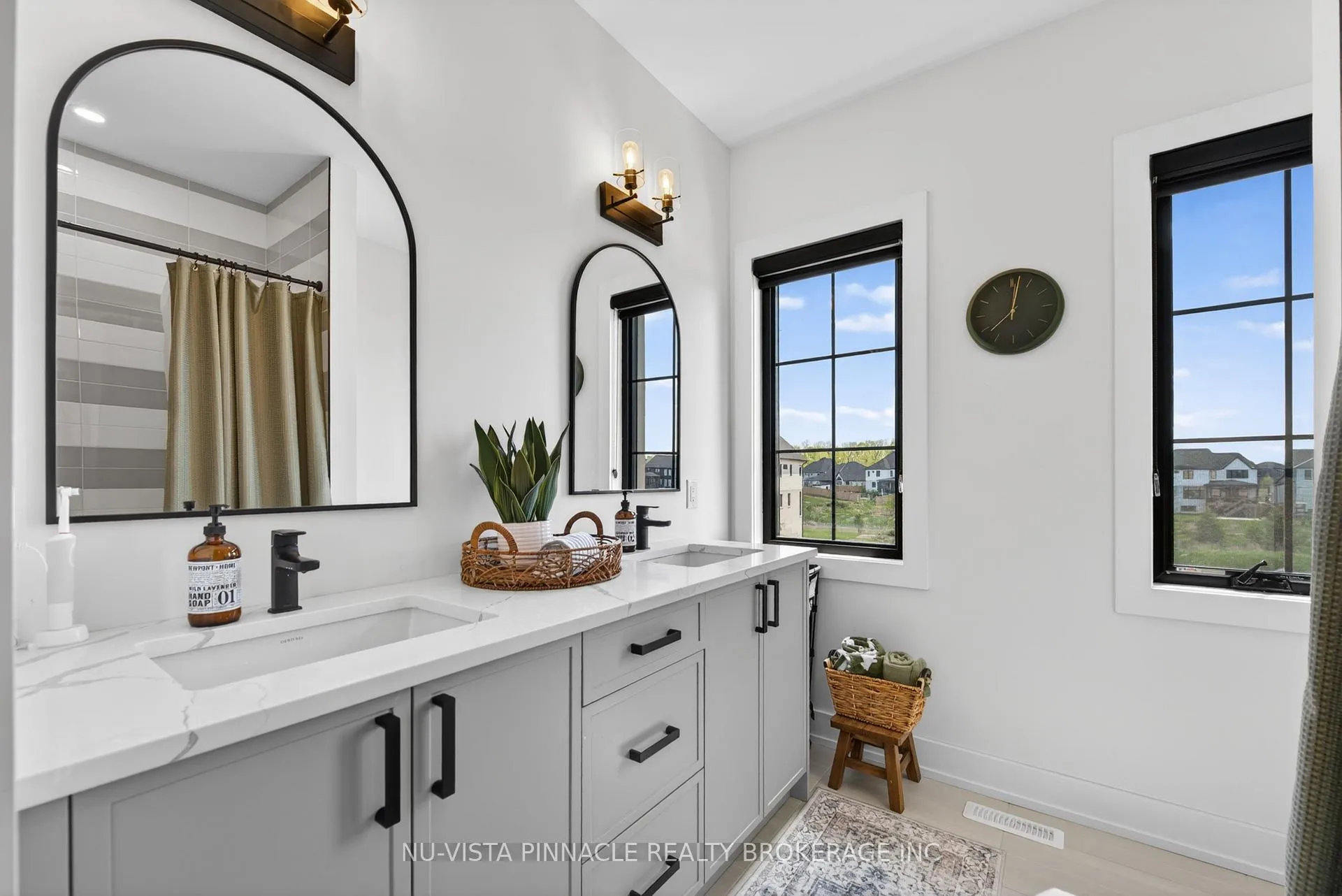 Photo 31 of 4119 Fallingbrook Road, London, South V — HOMEH