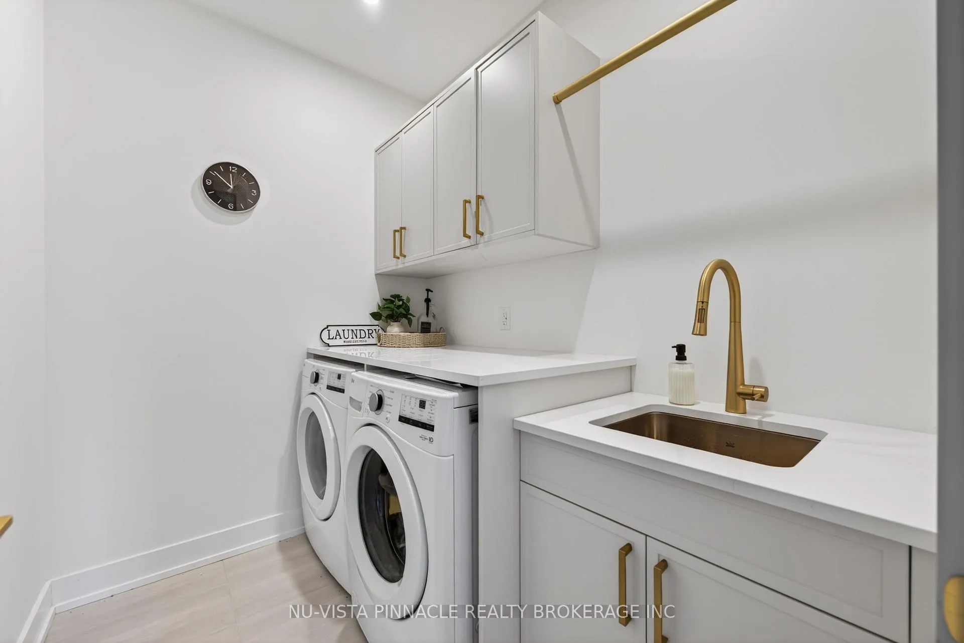 Photo 34 of 4119 Fallingbrook Road, London, South V — HOMEH