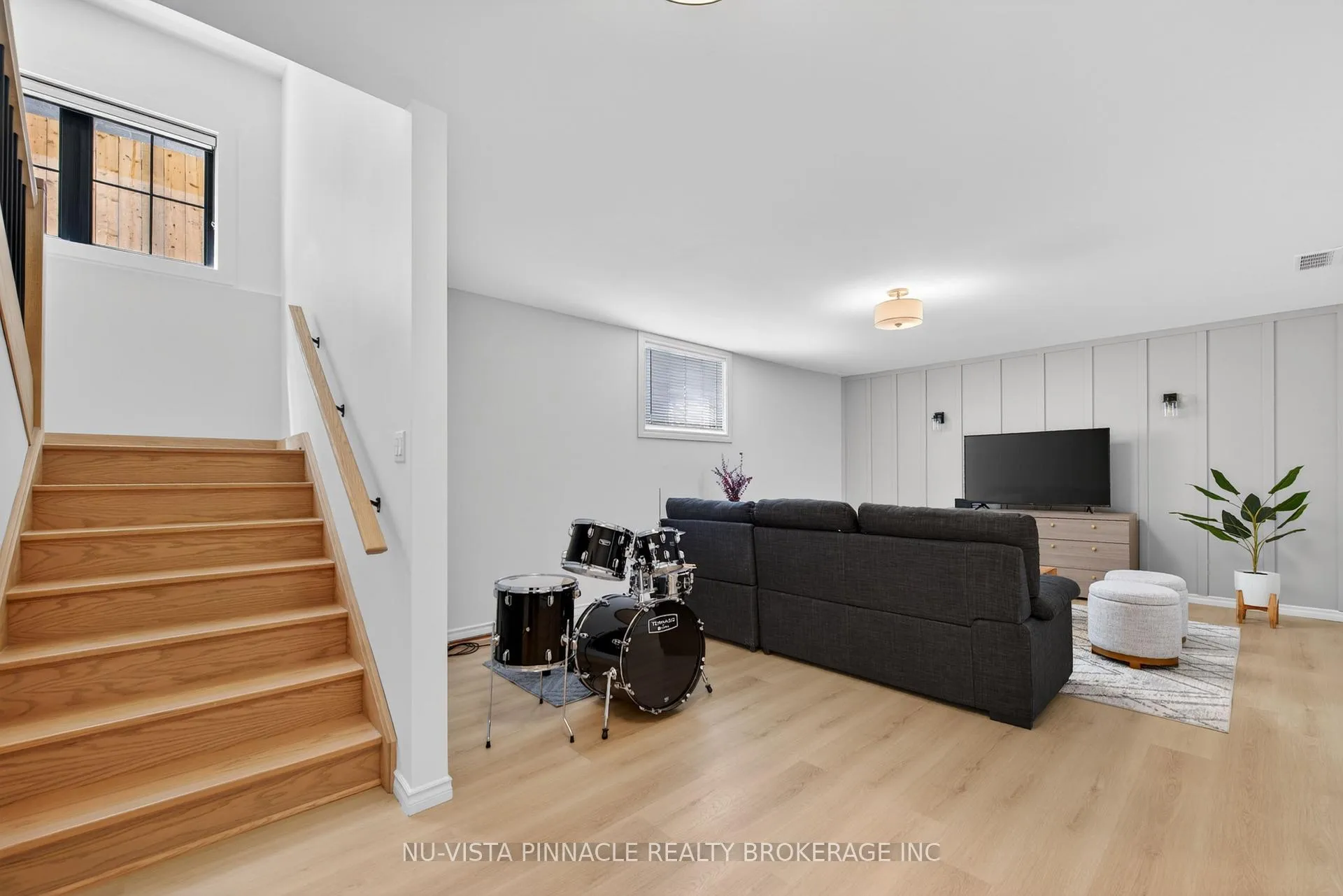 Photo 40 of 4119 Fallingbrook Road, London, South V — HOMEH