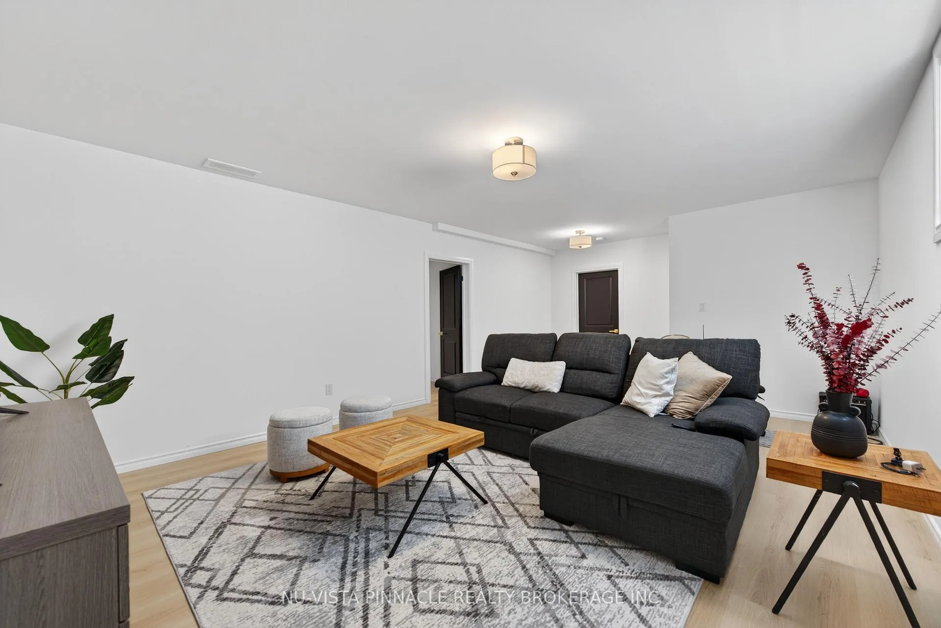 Photo 42 of 4119 Fallingbrook Road, London, South V — HOMEH