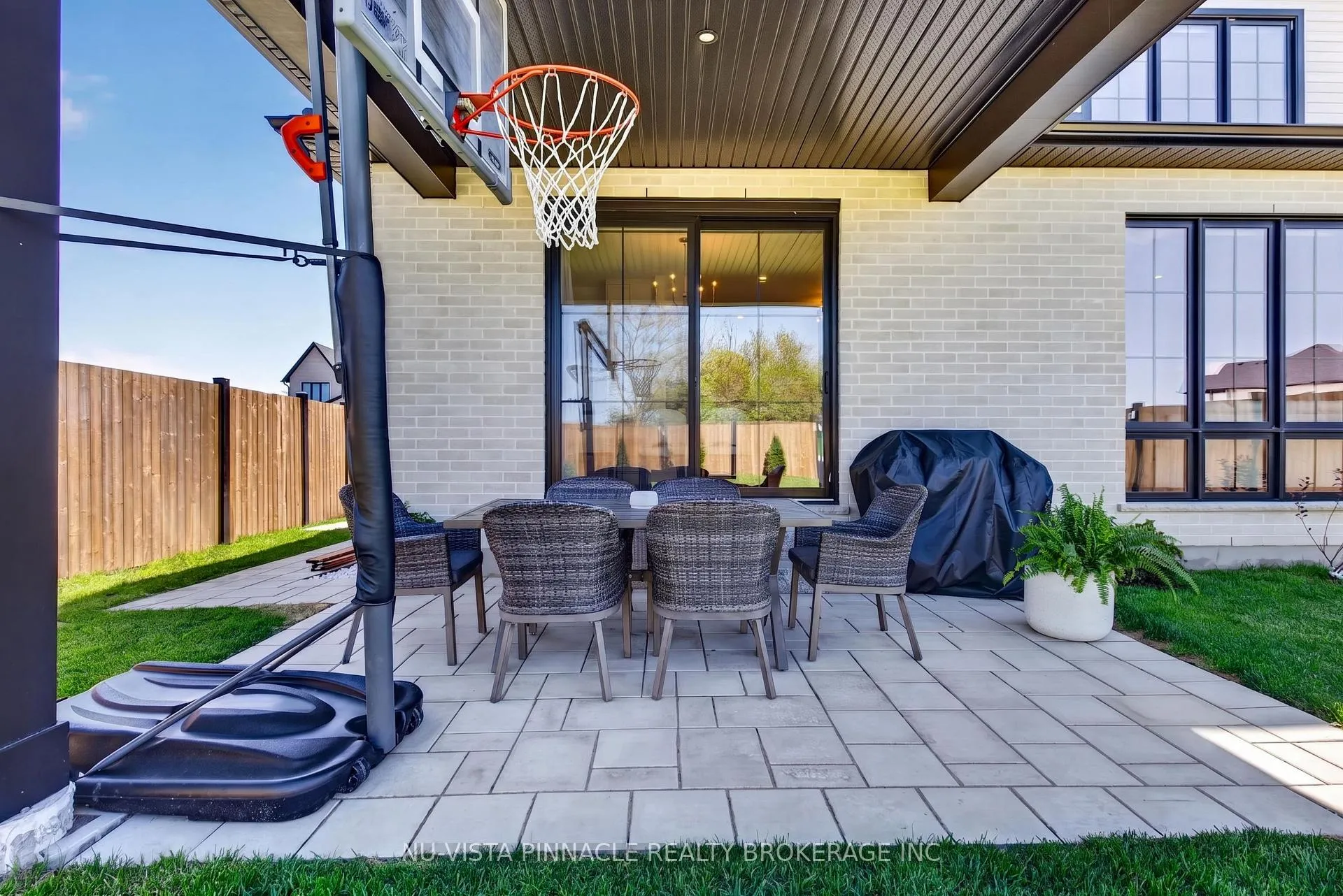 Photo 45 of 4119 Fallingbrook Road, London, South V — HOMEH