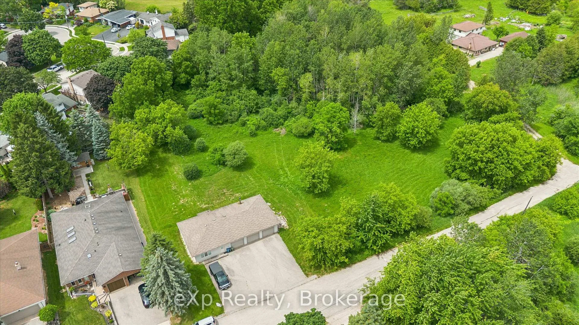 Photo 10 of 46 Hyland Road, Guelph, Grange Road — HOMEH