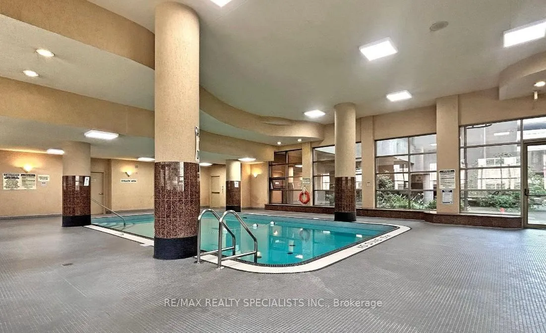 Photo 15 of Unit 712, 736 Bay Street, Toronto, Bay Street Corridor — HOMEH