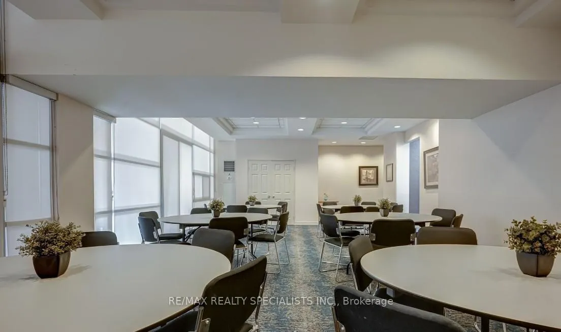 Photo 23 of Unit 712, 736 Bay Street, Toronto, Bay Street Corridor — HOMEH