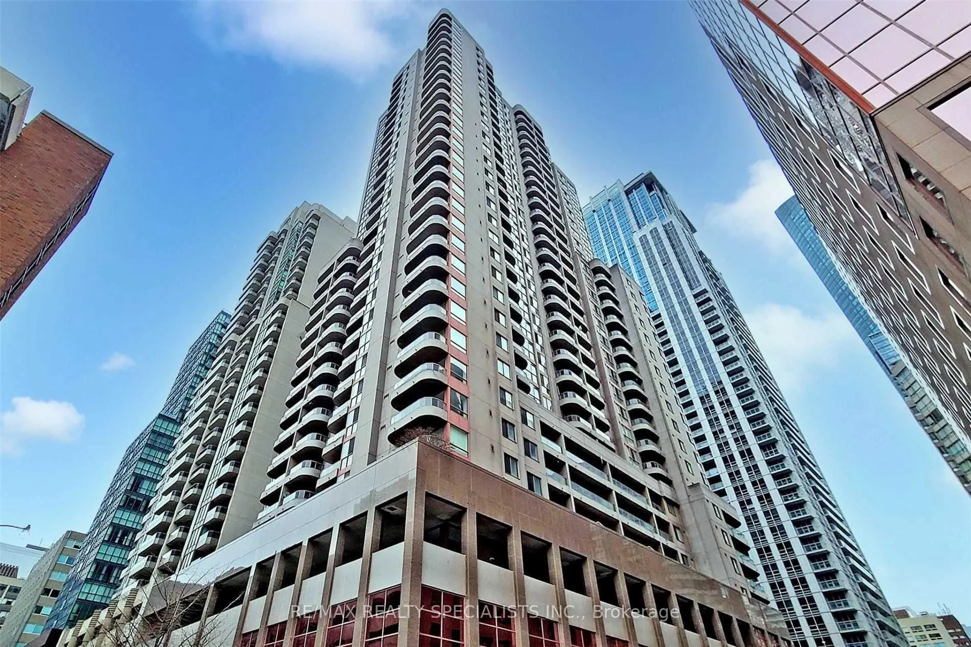 Photo 25 of Unit 712, 736 Bay Street, Toronto, Bay Street Corridor — HOMEH