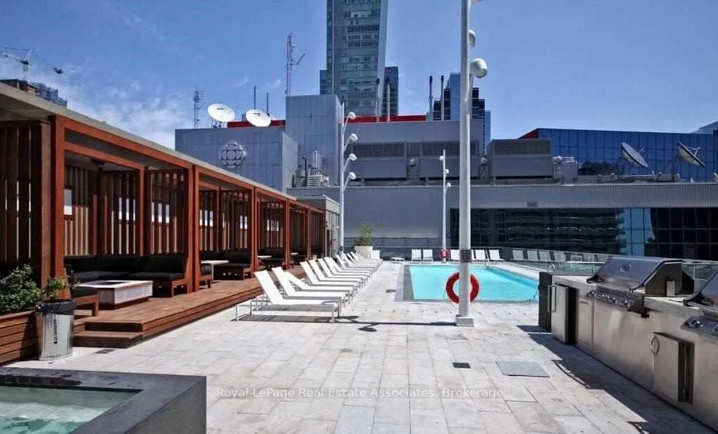 Photo 9 of Unit 611, 300 Front Street W, Toronto, Waterfront Communities — HOMEH