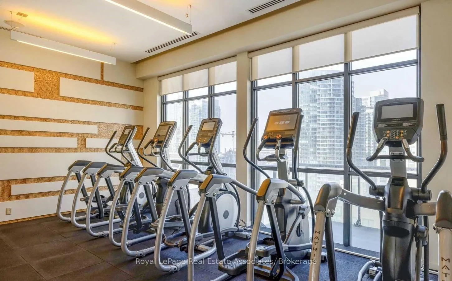 Photo 15 of Unit 611, 300 Front Street W, Toronto, Waterfront Communities — HOMEH