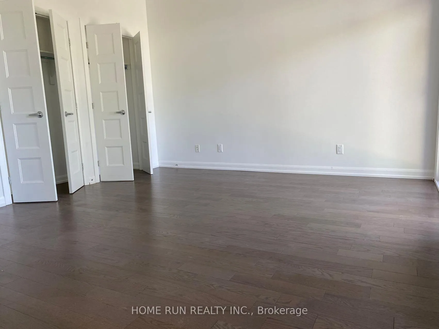 Photo 2 of 577 Halo Private, Ottawa, Chapel Hill — HOMEH