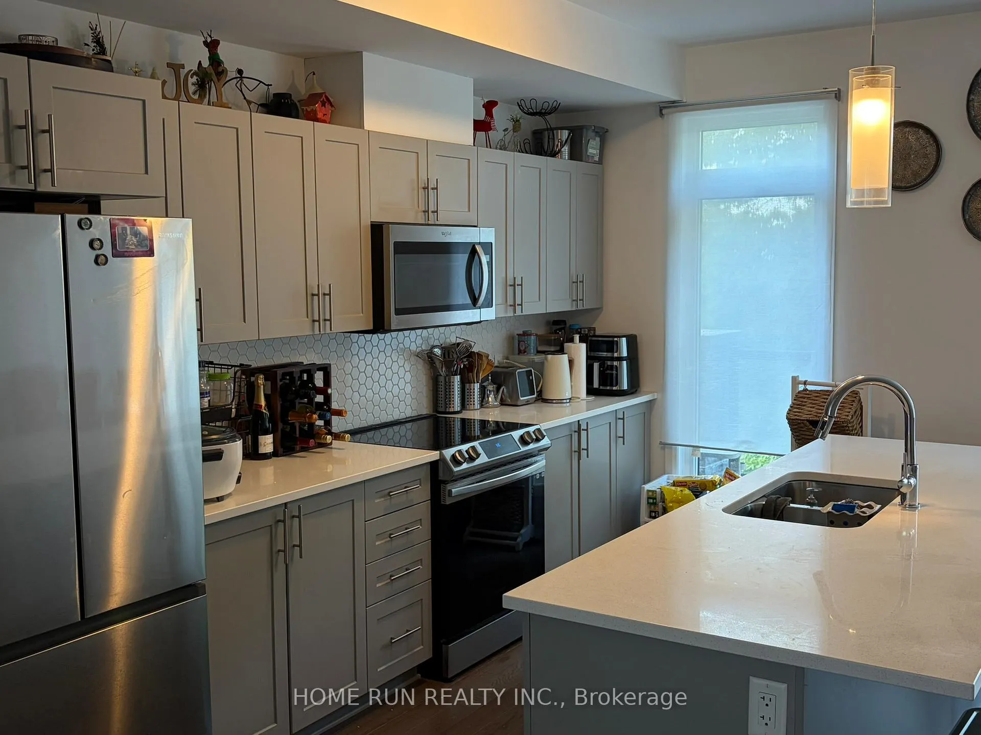 Photo 4 of 577 Halo Private, Ottawa, Chapel Hill — HOMEH