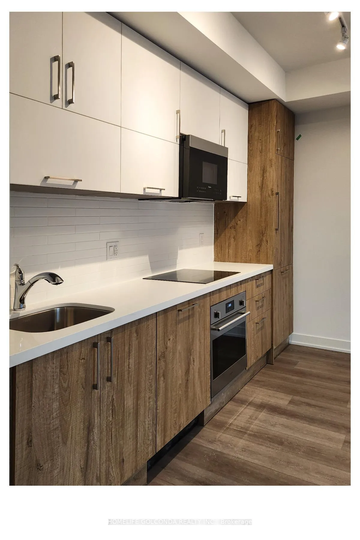 Photo 1 of Unit a905, 8119 Birchmonunt Road, Markham, Unionville — HOMEH