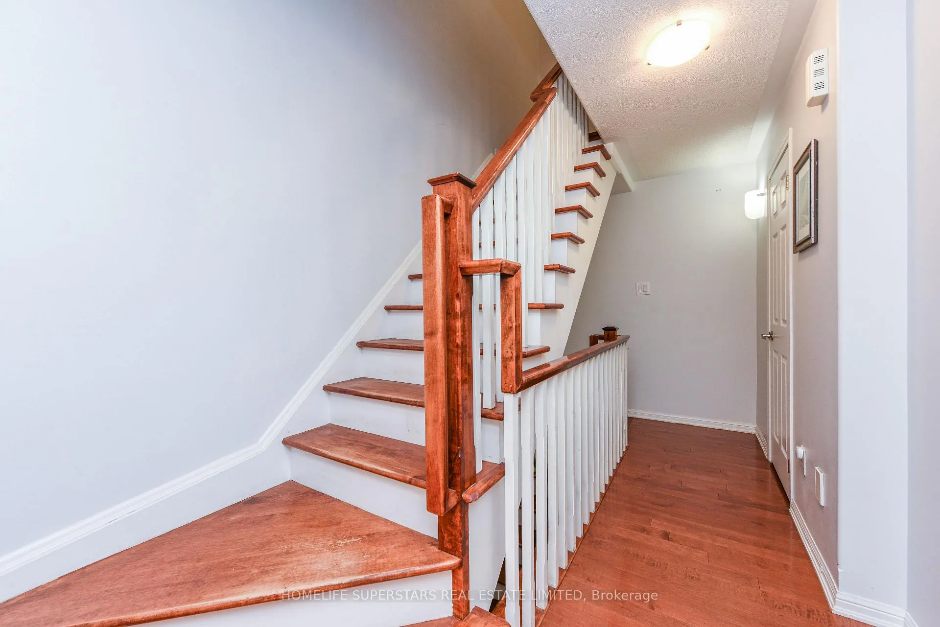 Photo 8 of 772 Shortreed Crescent, Milton, Coates — HOMEH